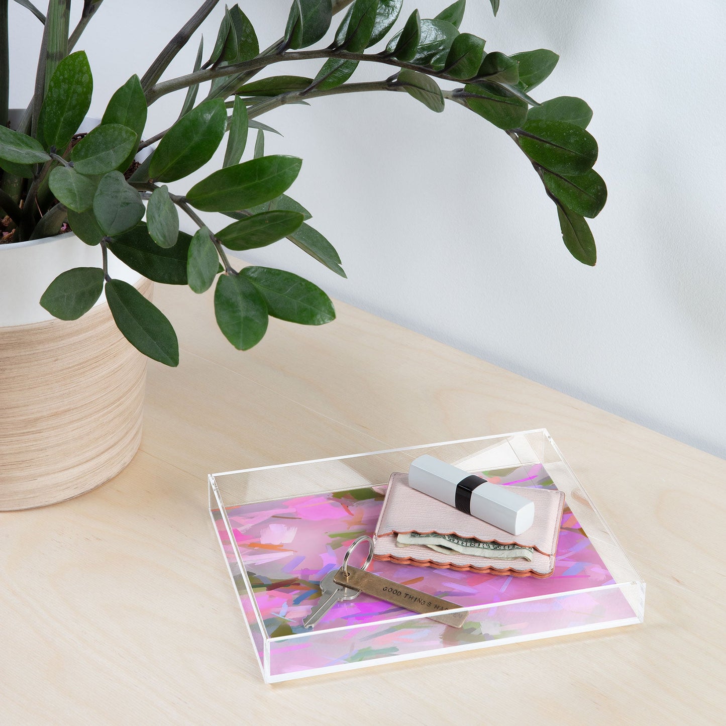 83 Oranges Whispers In Pink Acrylic Tray