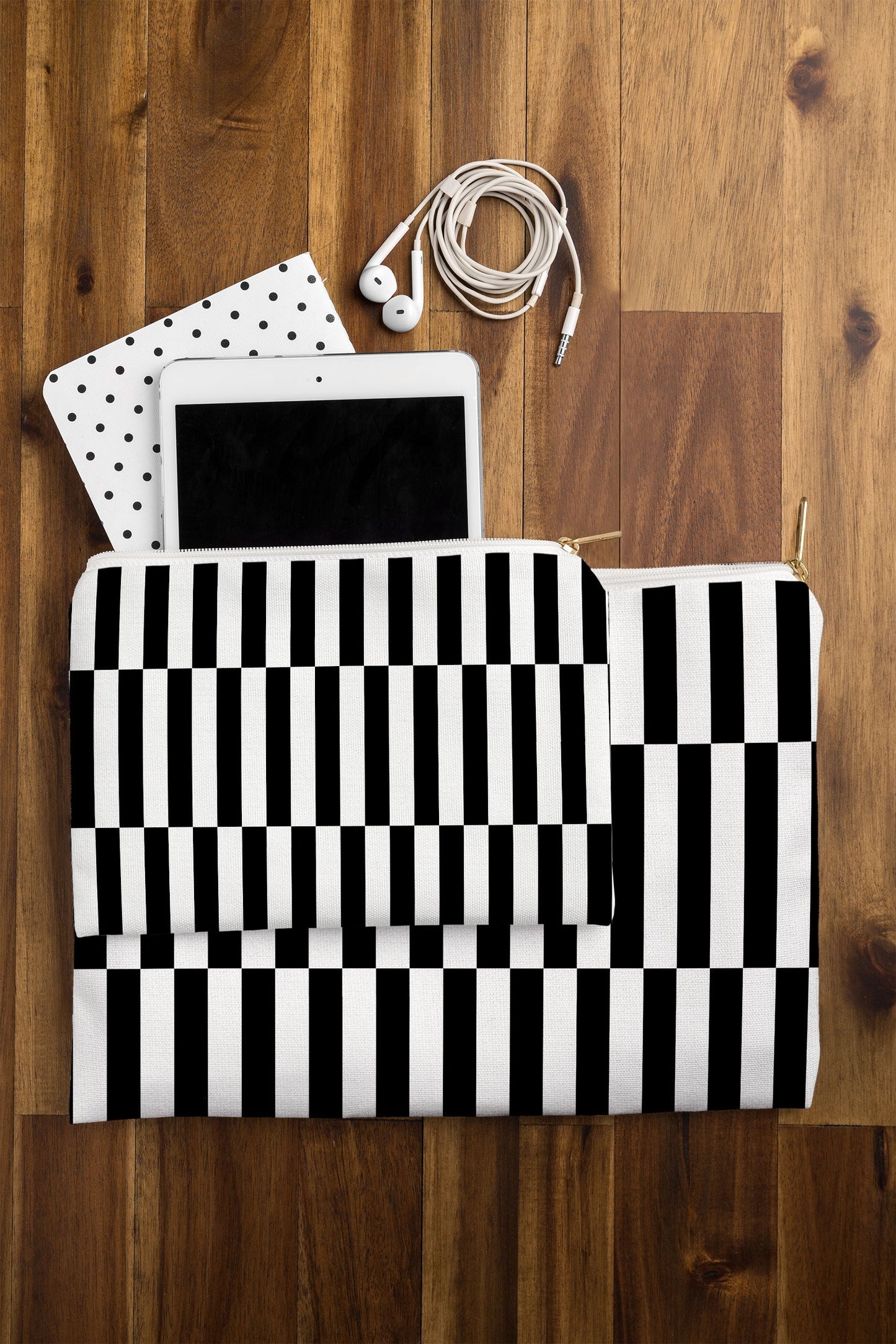 Bianca Green Black And White Order Pouch