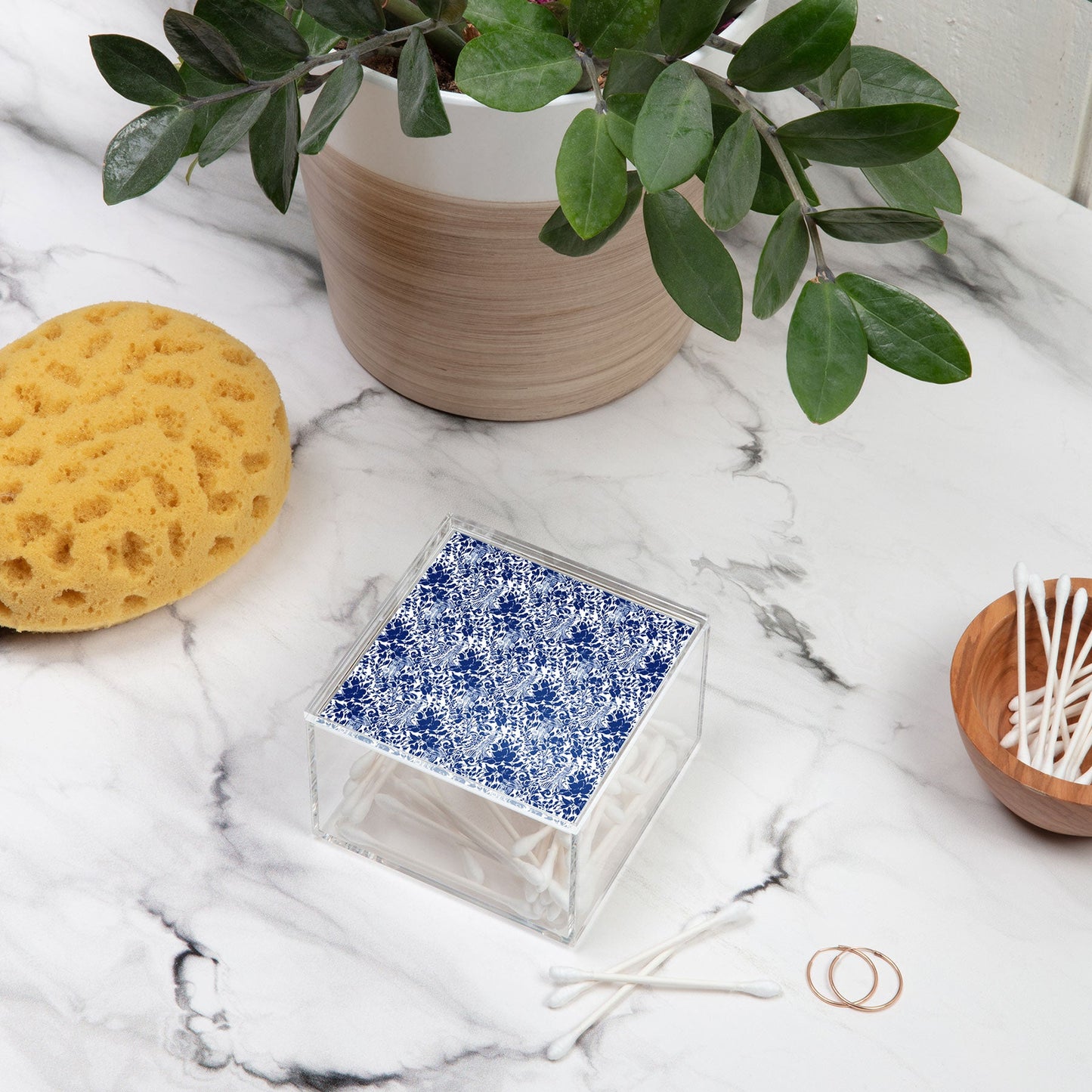 Marta Barragan Camarasa Chic Garden Walk Acrylic Box