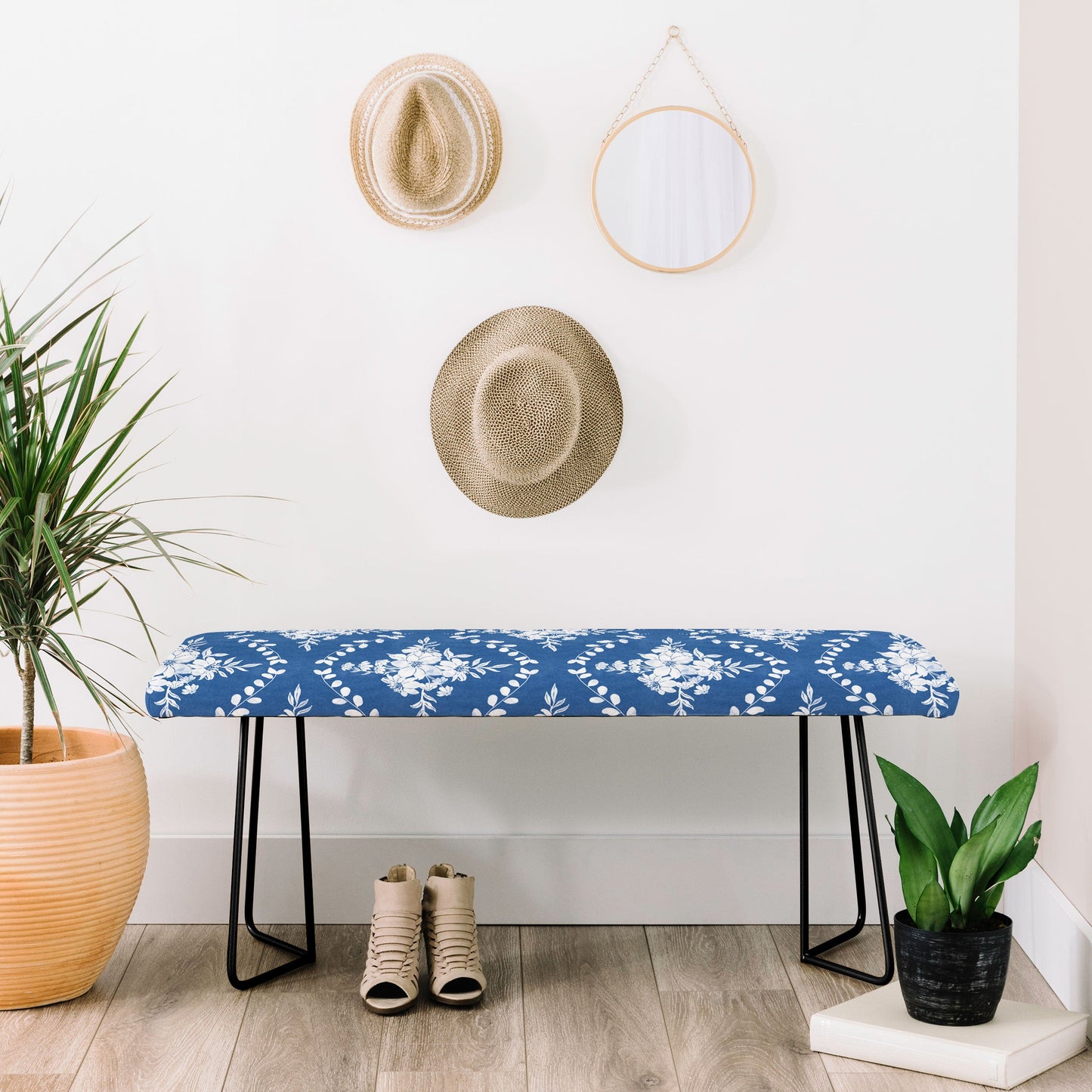 Marta Barragan Camarasa Chic Garden Whisper Bench
