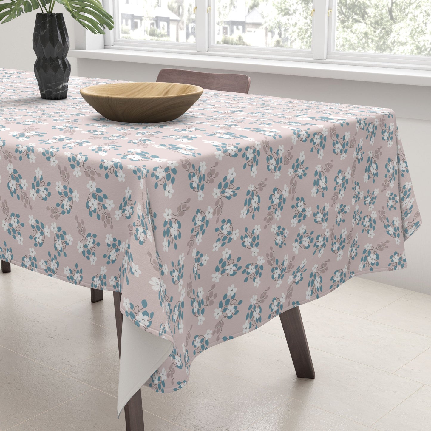 Mirimo Tiny White Flowers Tablecloth
