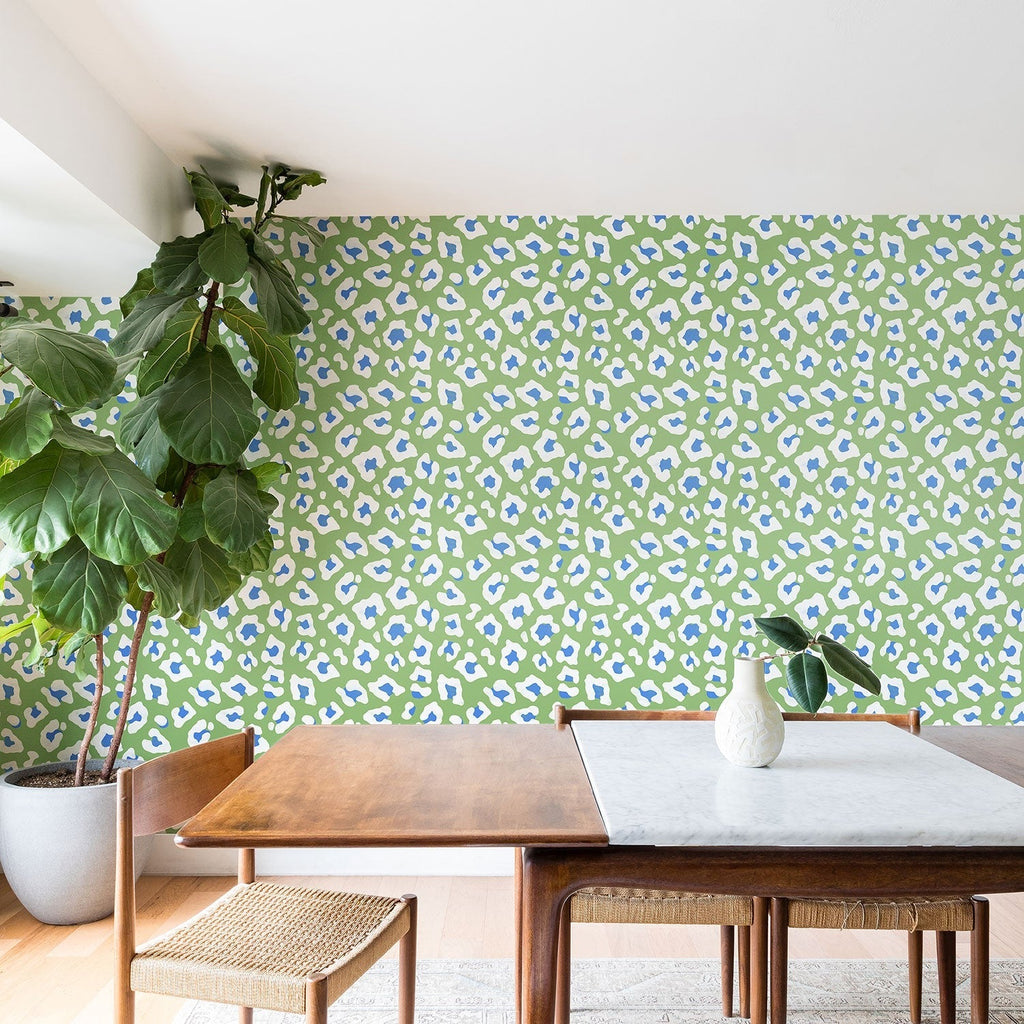 Avenie BR Cheetah Print Wallpaper