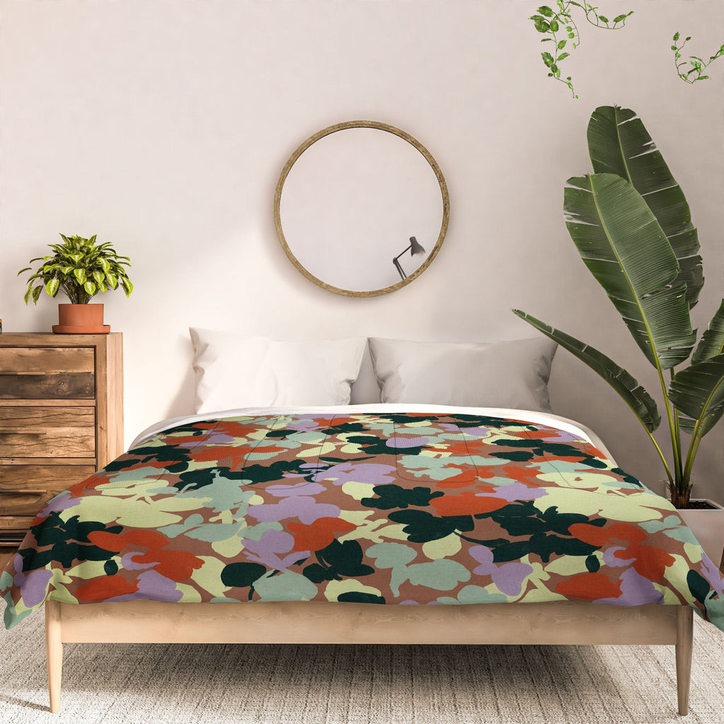 Marta Barragan Camarasa Retro Bloom Medley Comforter