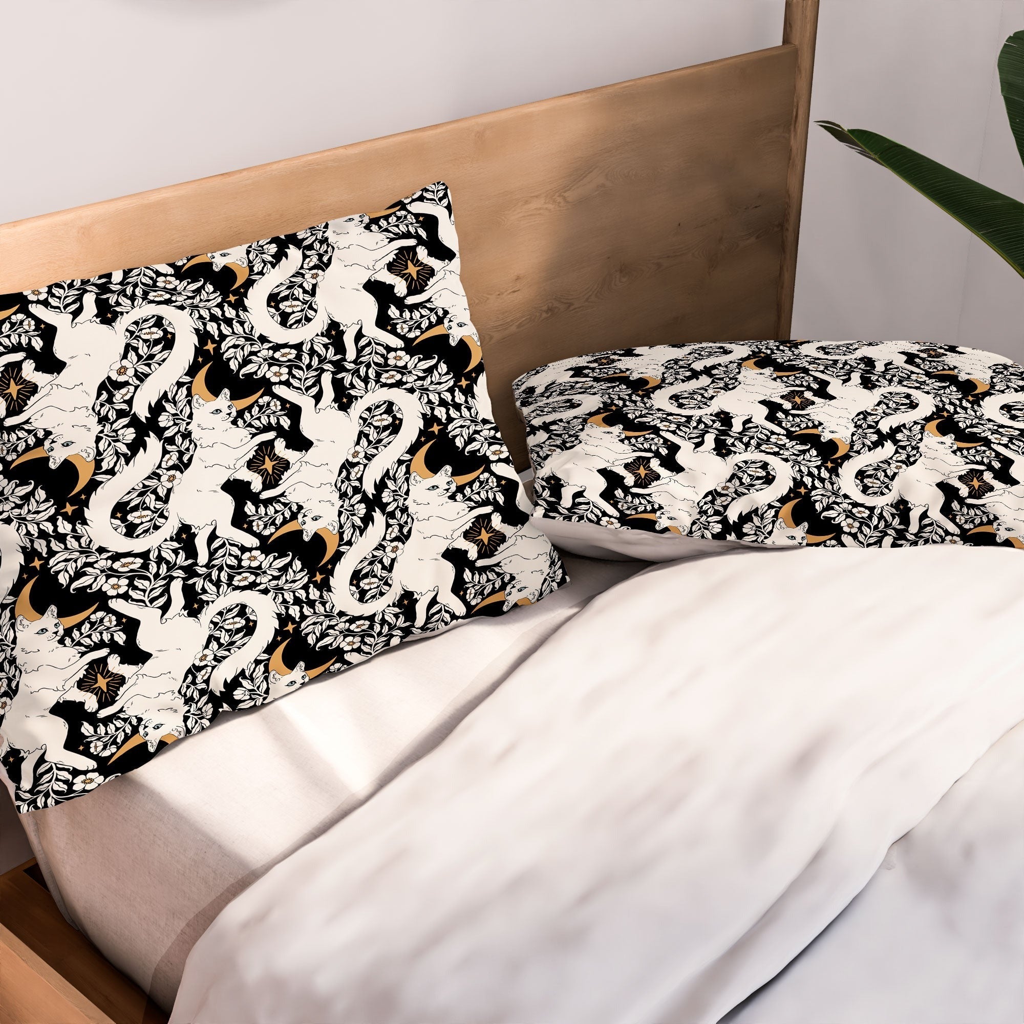 Avenie Celestial Cats Gold Pillow Shams