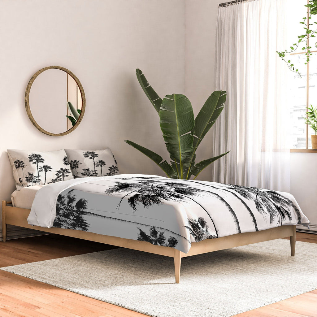 Gal Design Black And White Palms Comforter