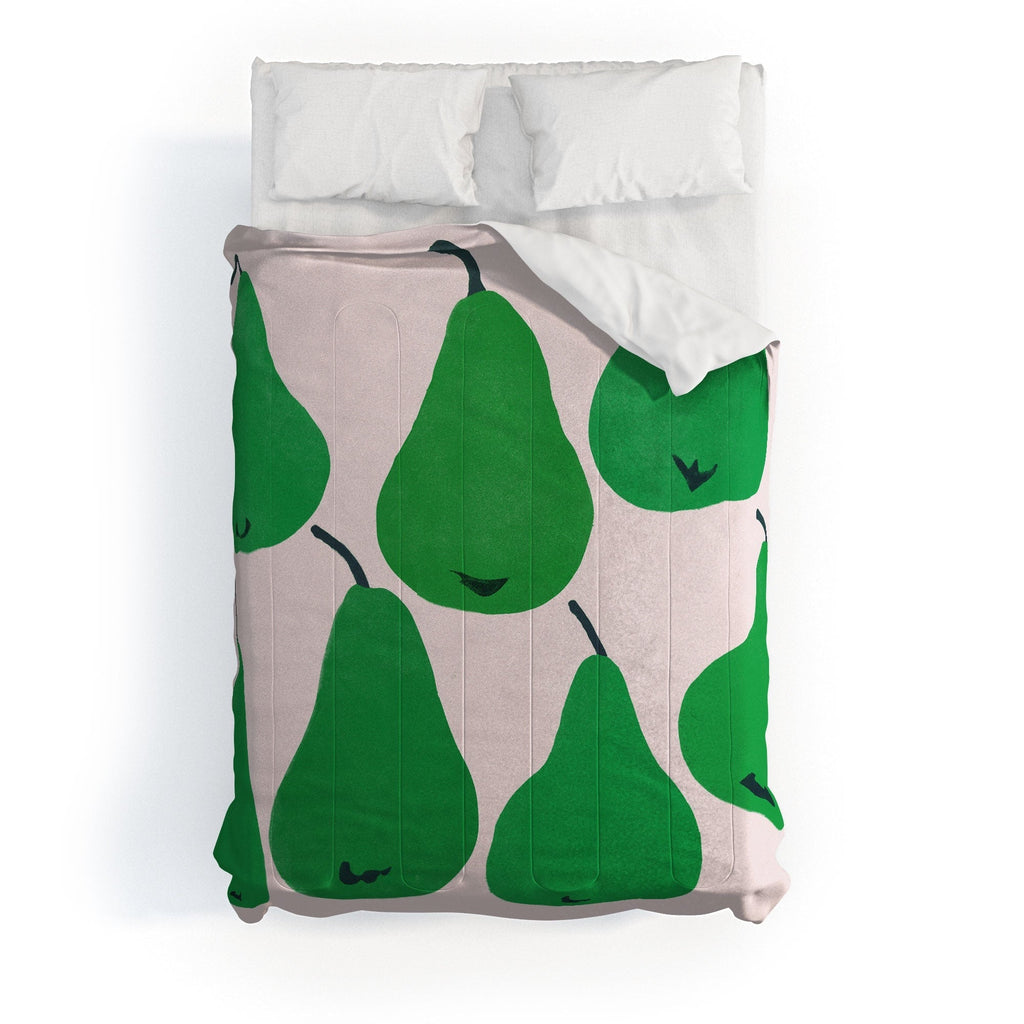 Garima Dhawan pears 1 Comforter