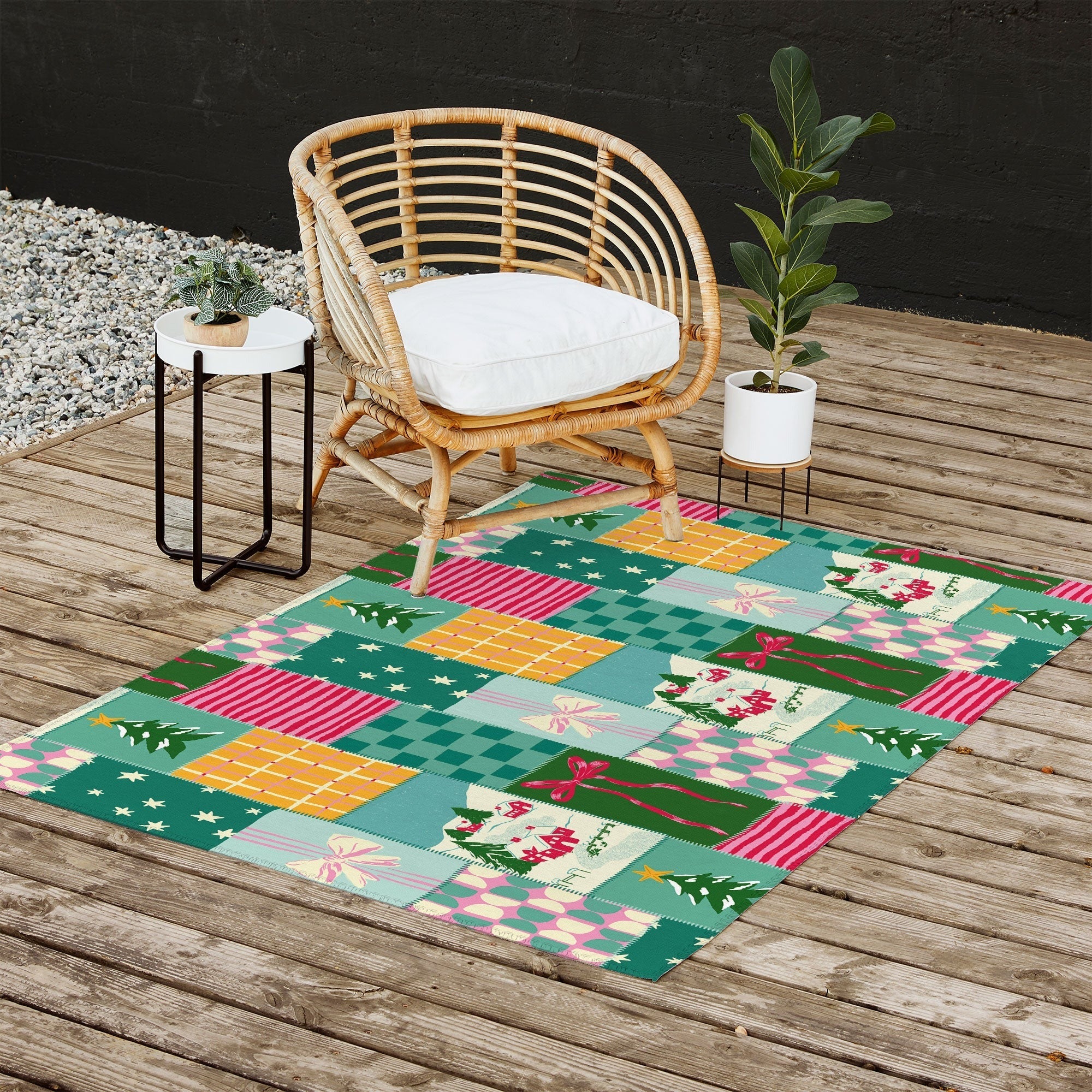 LouBruzzoni Cozy Christmas Patchwork Outdoor Rug