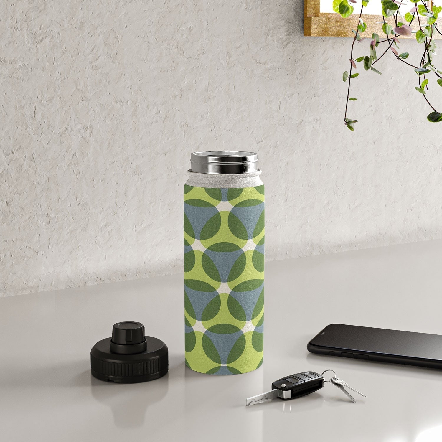 Marta Barragan Camarasa Stylish Retro Circle Water Bottle
