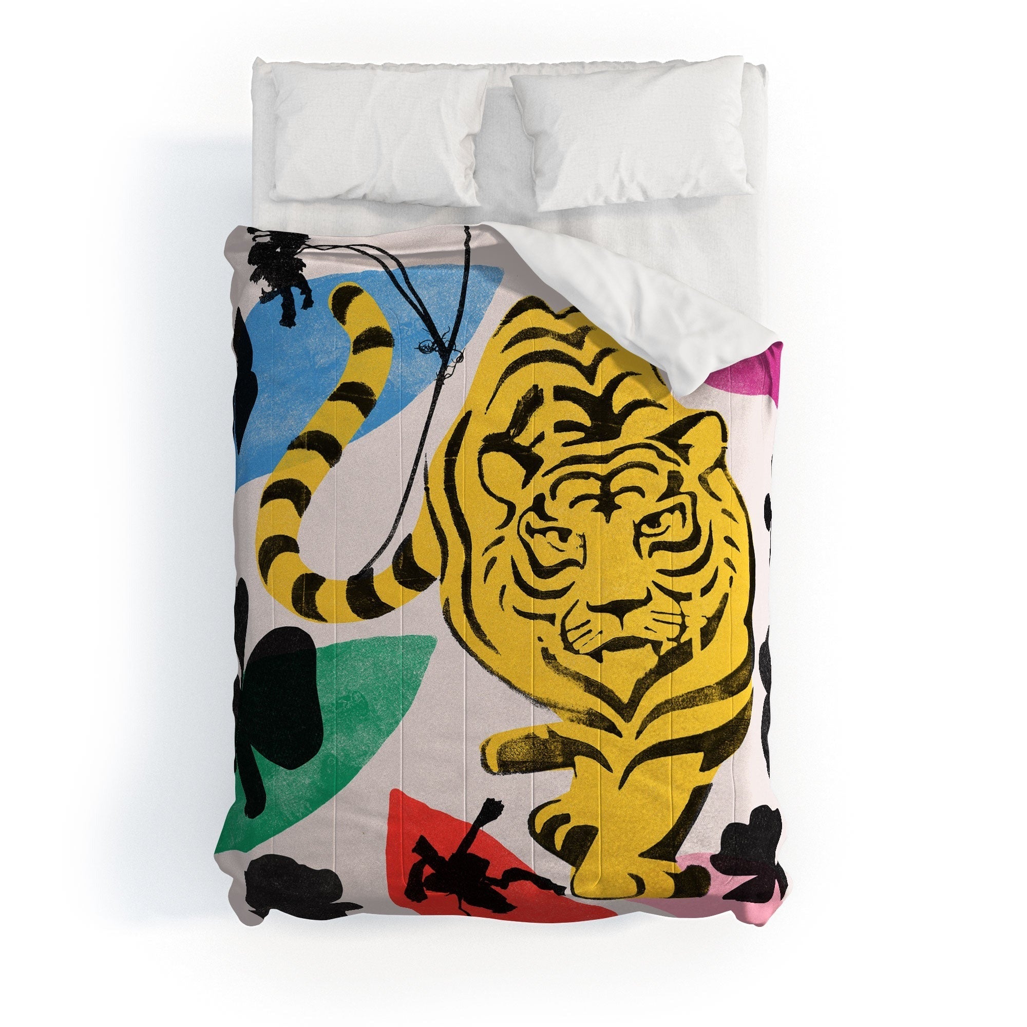 Garima Dhawan wild 3 Comforter