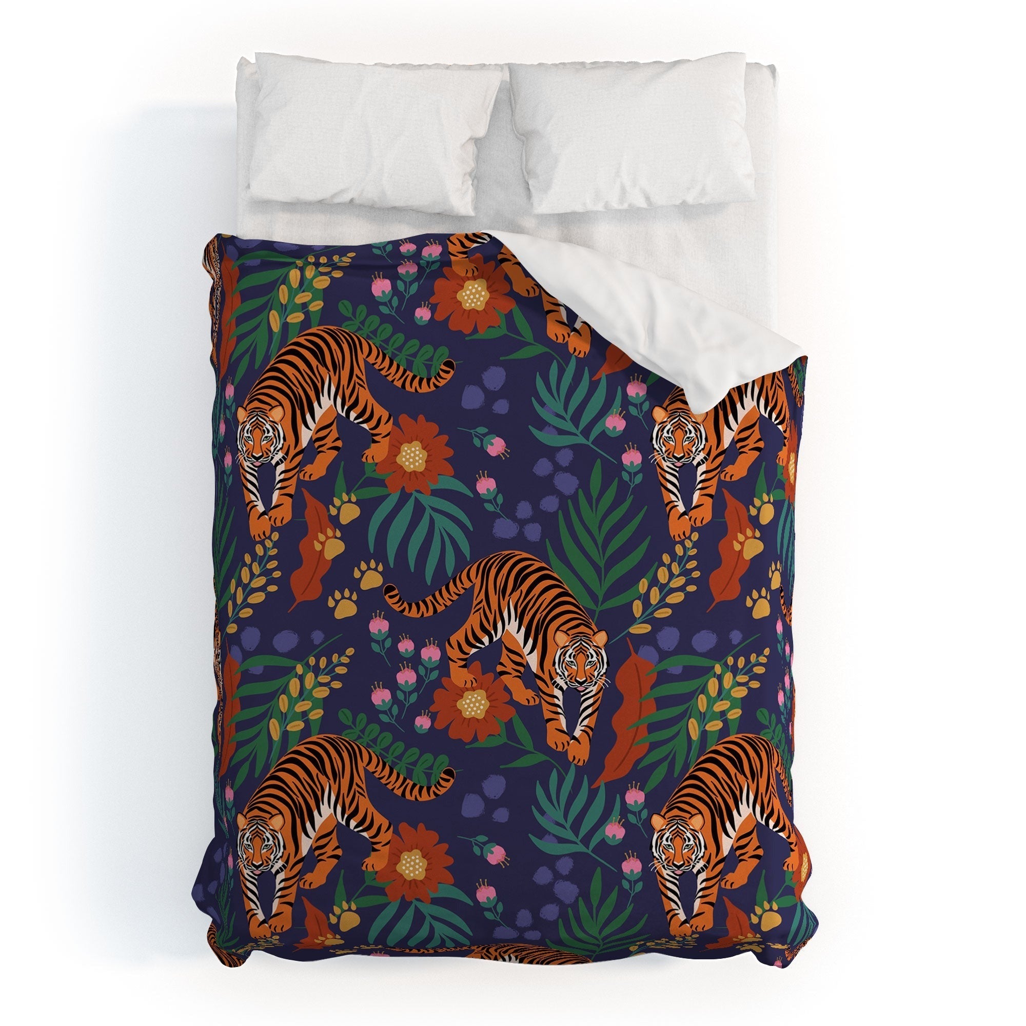 Design by Spark Tiger of the Glorious Jungle Duvet Cover