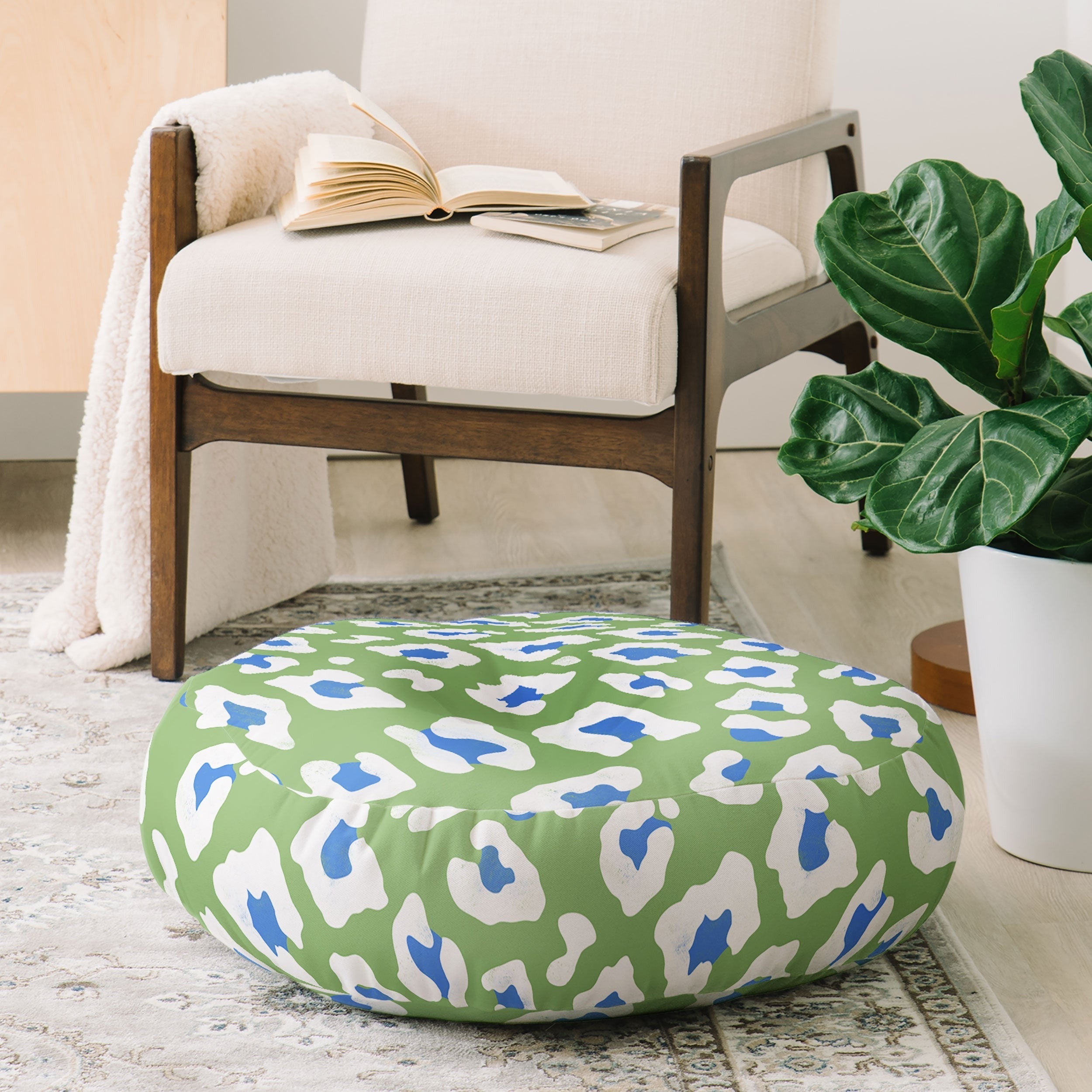 Avenie BR Cheetah Print Floor Pillow Round