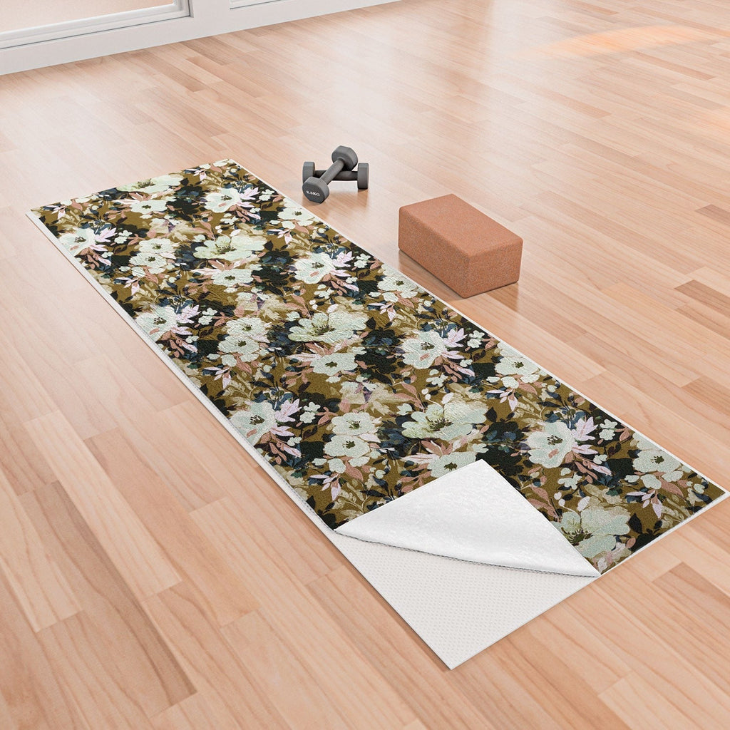 Marta Barragan Camarasa Romantic Floral Fusion Yoga Towel