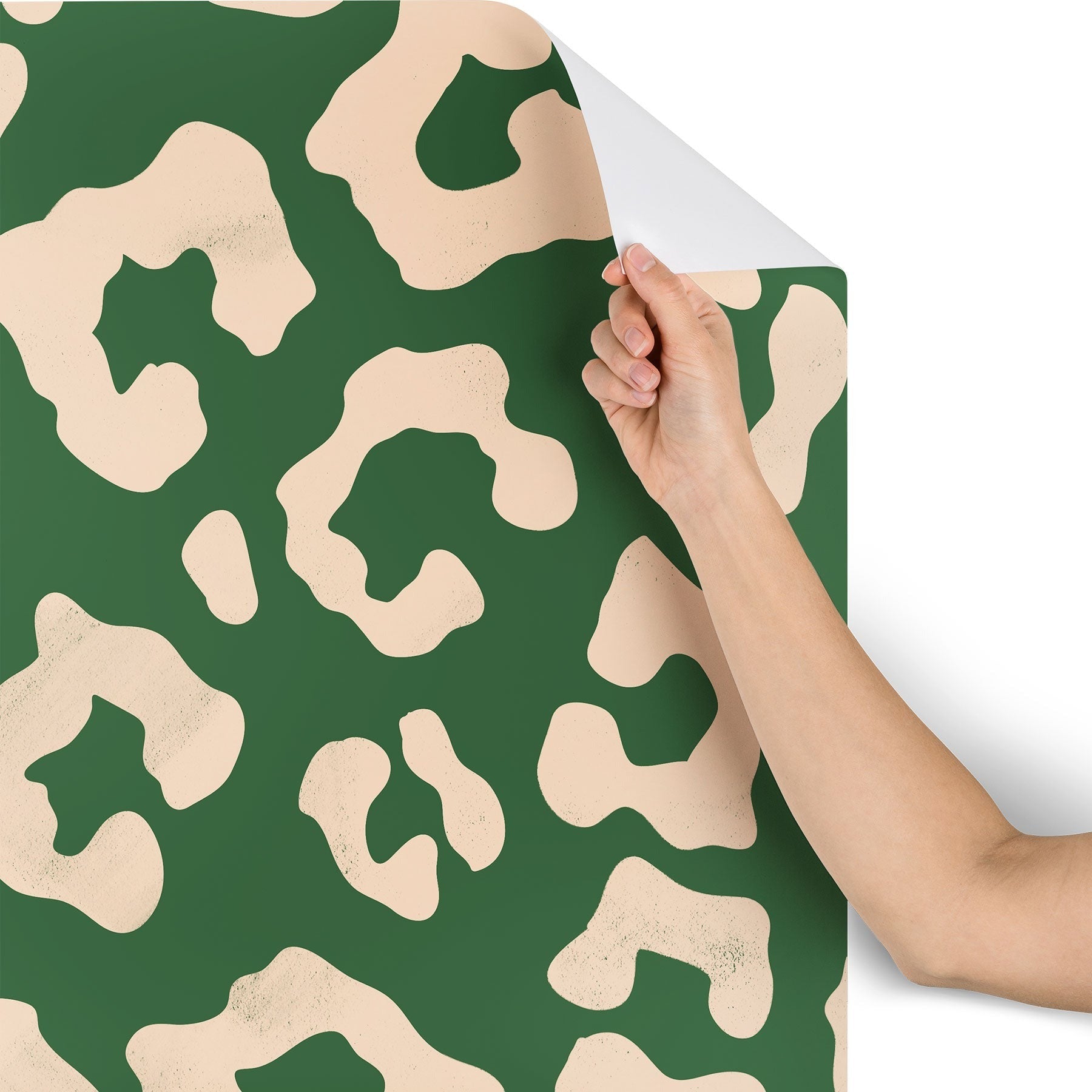 Avenie BR Cheetah Print In Green Wallpaper