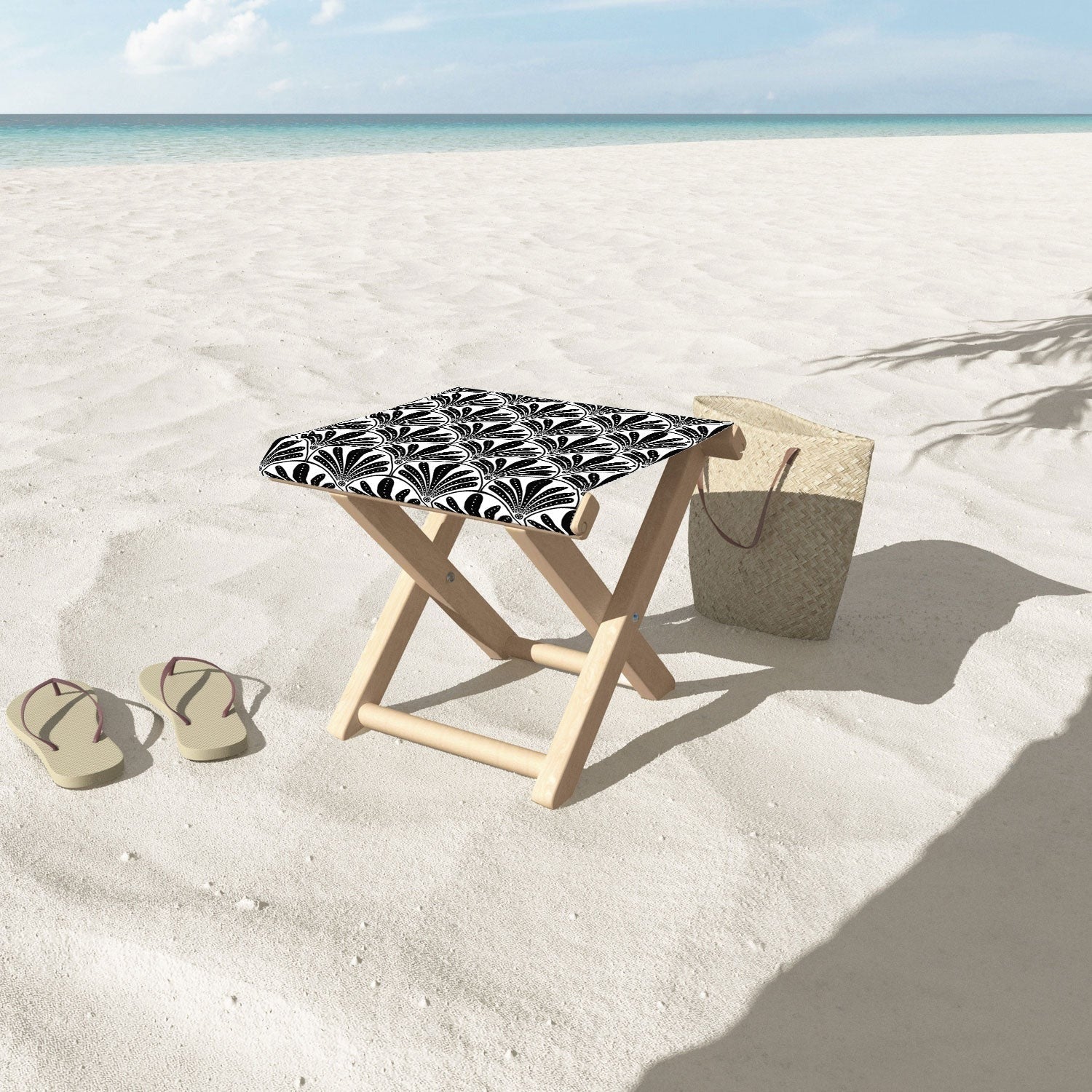 Jennifer Labre Hollywood Glam Folding Stool