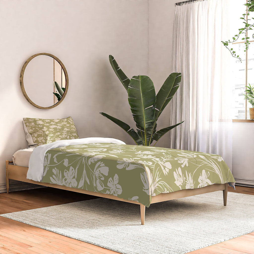 Gabriela Fuente Martine Comforter