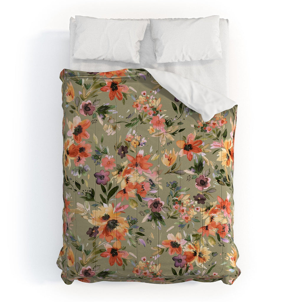 Ninola Design Botanic Retreat Painterly Tropical Flowers Sage Green Comforter
