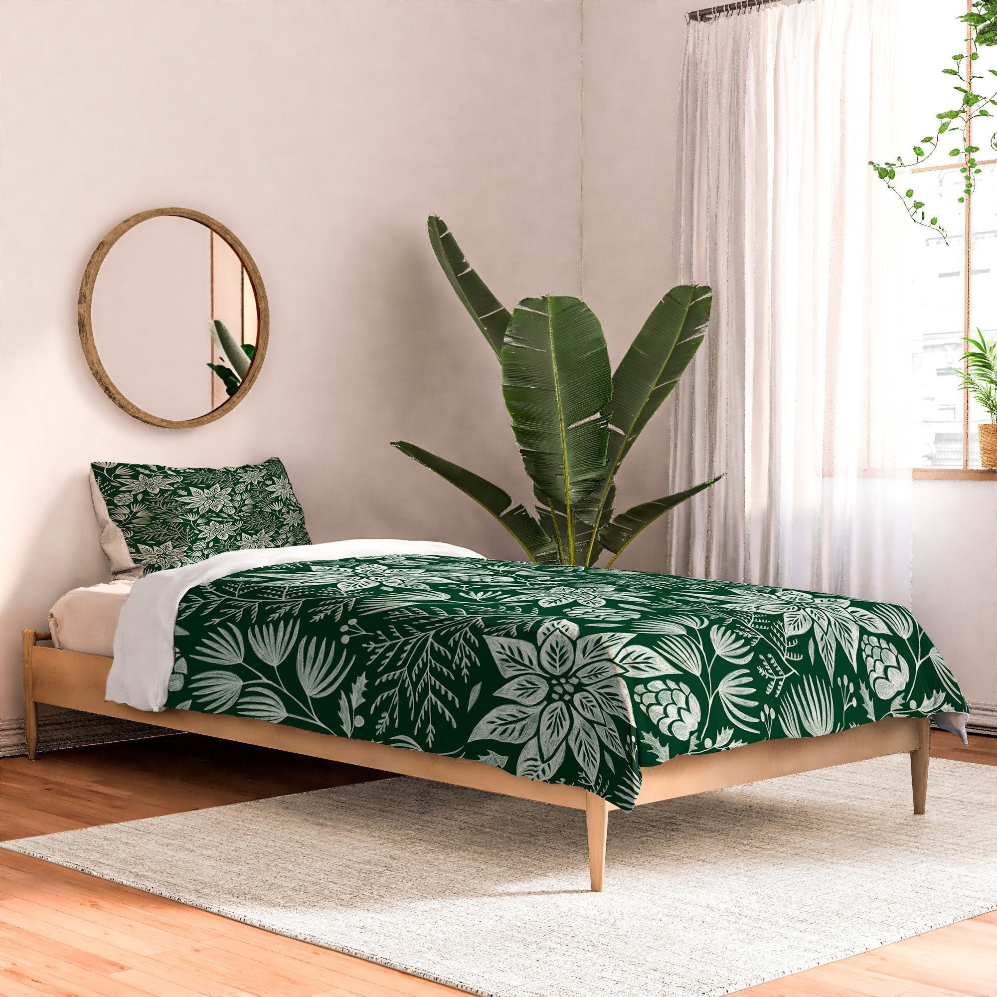 Pimlada Phuapradit Christmas Poinsettia Comforter