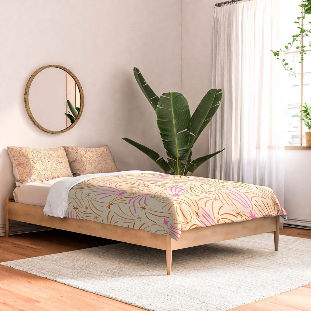 Little Om Pattern Shooting Stars cream Comforter