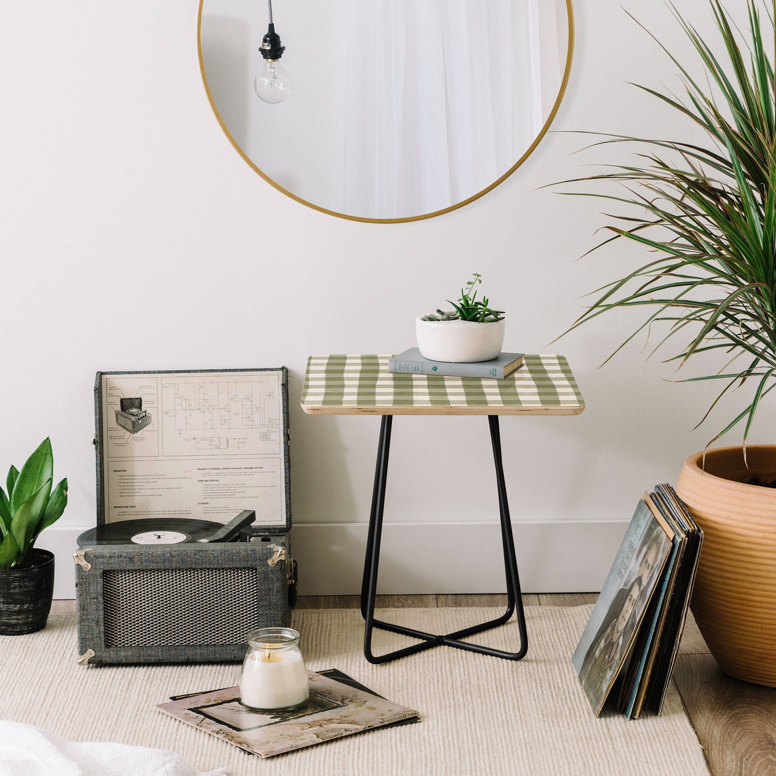 Menina Lisboa Rustic Green Plaid Side Table