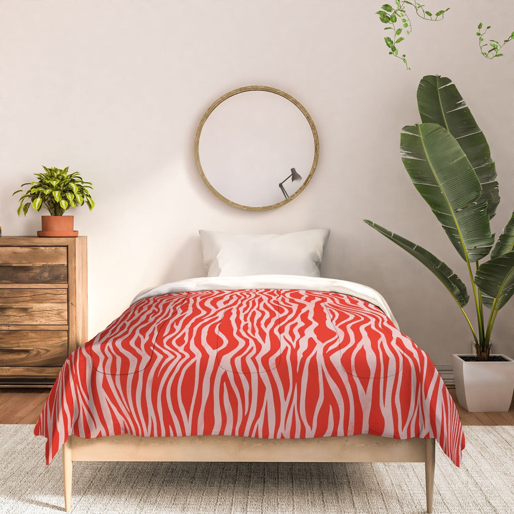 Avenie BR Red Zebra Stripe Comforter