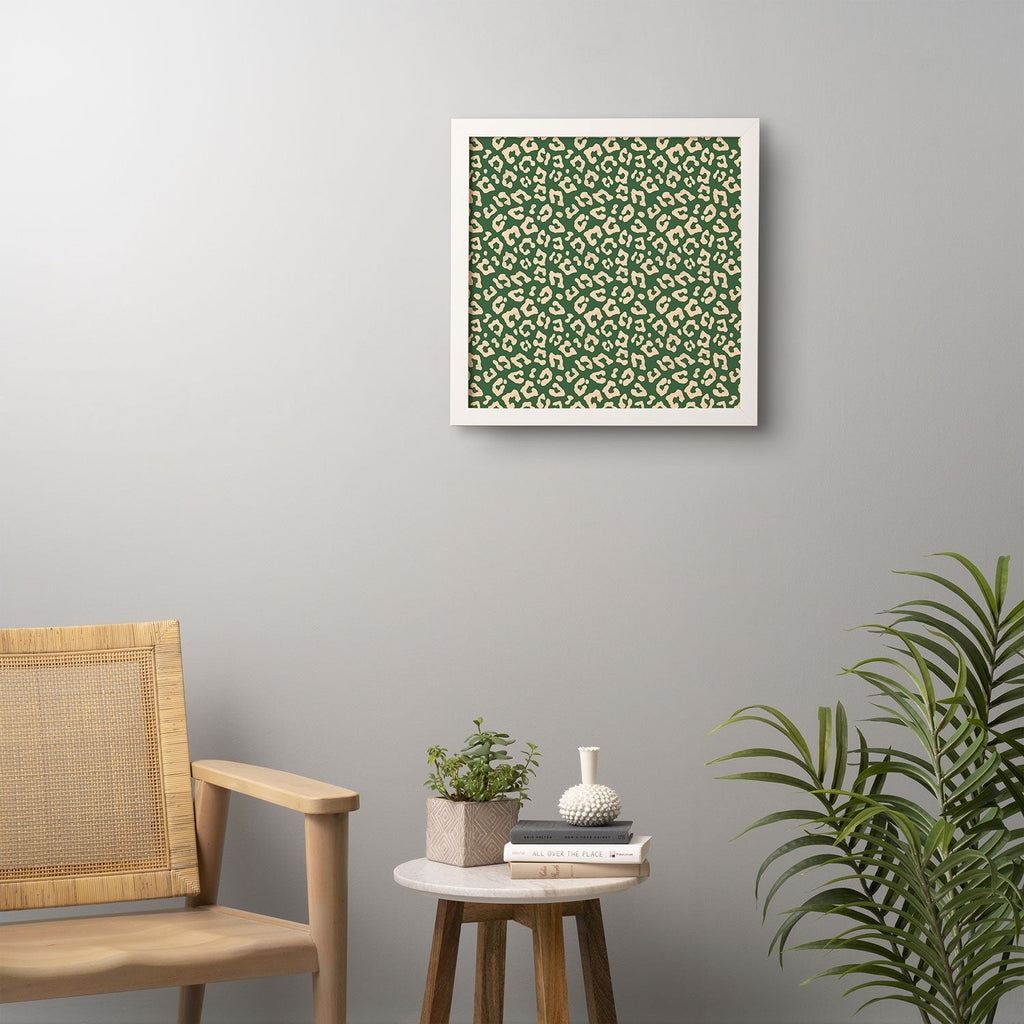 Avenie BR Cheetah Print In Green Framed Wall Art