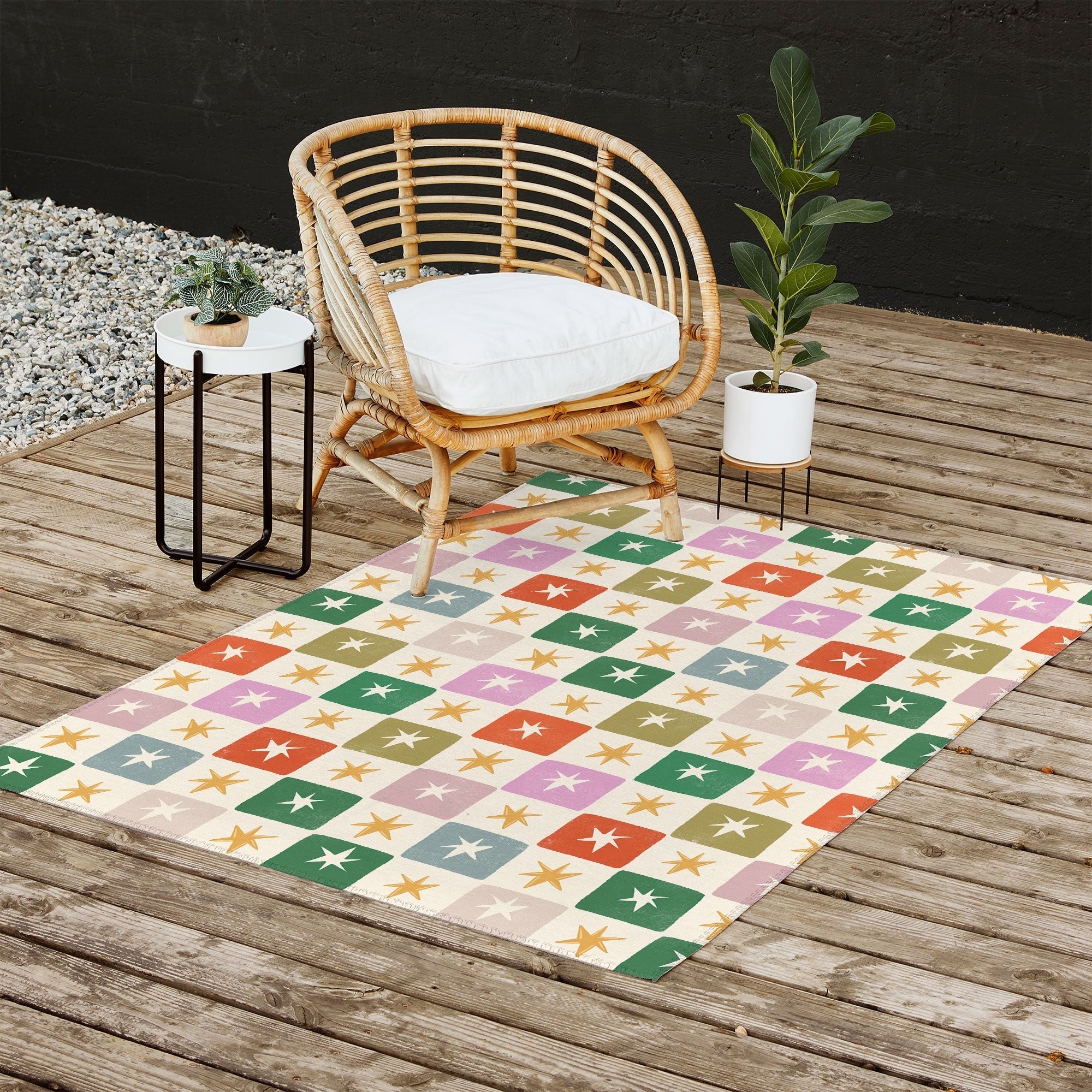 LouBruzzoni Retro Star Block Pattern Outdoor Rug