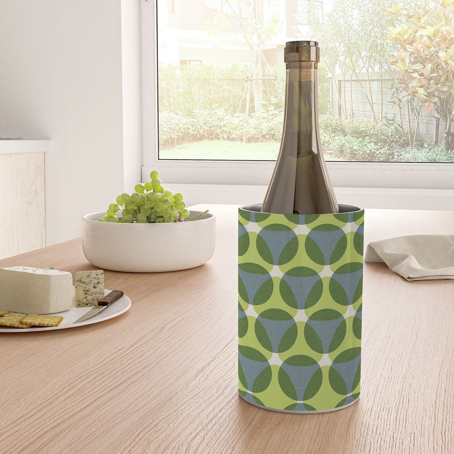 Marta Barragan Camarasa Stylish Retro Circle Wine Chiller