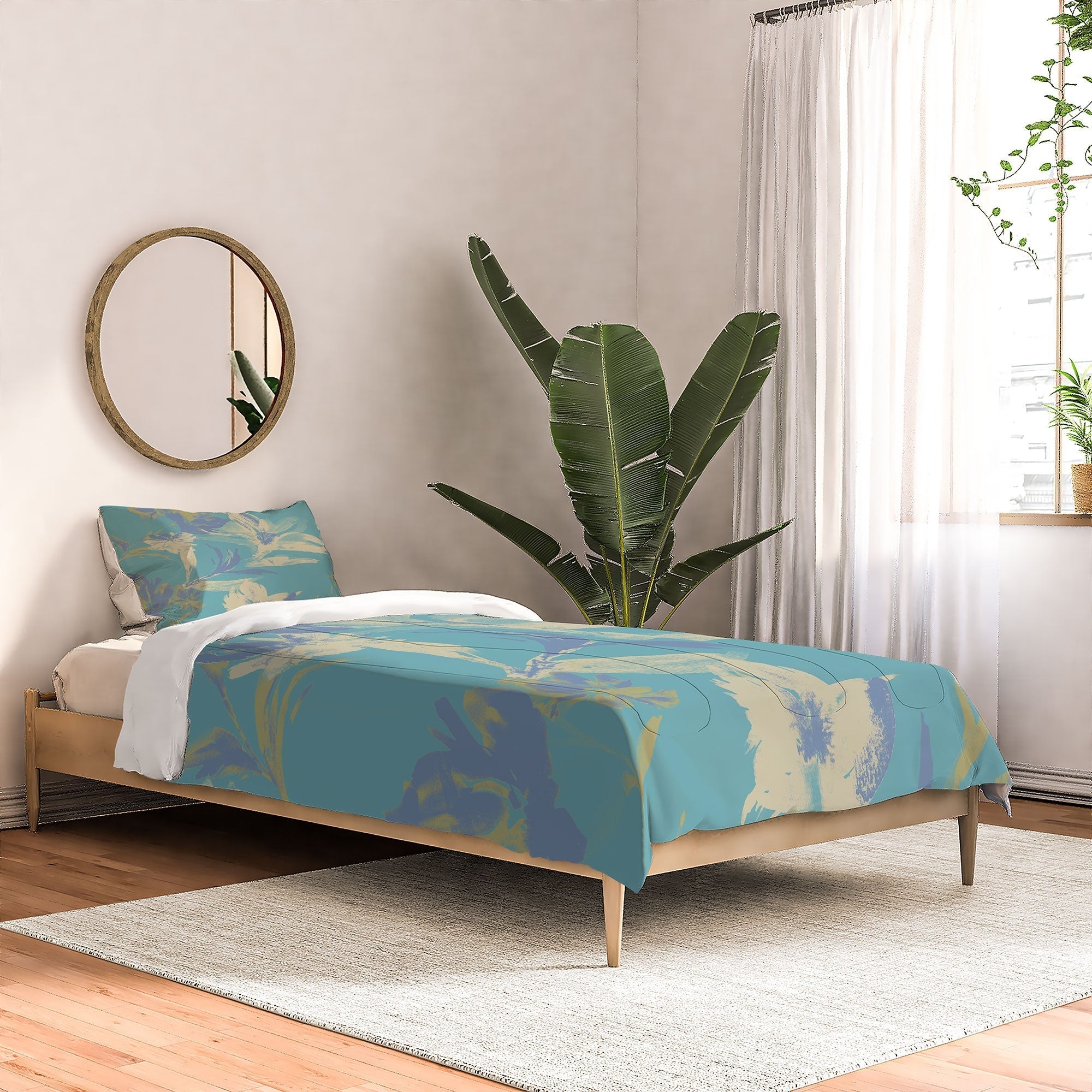 Gabriela Fuente Emma Floral Comforter