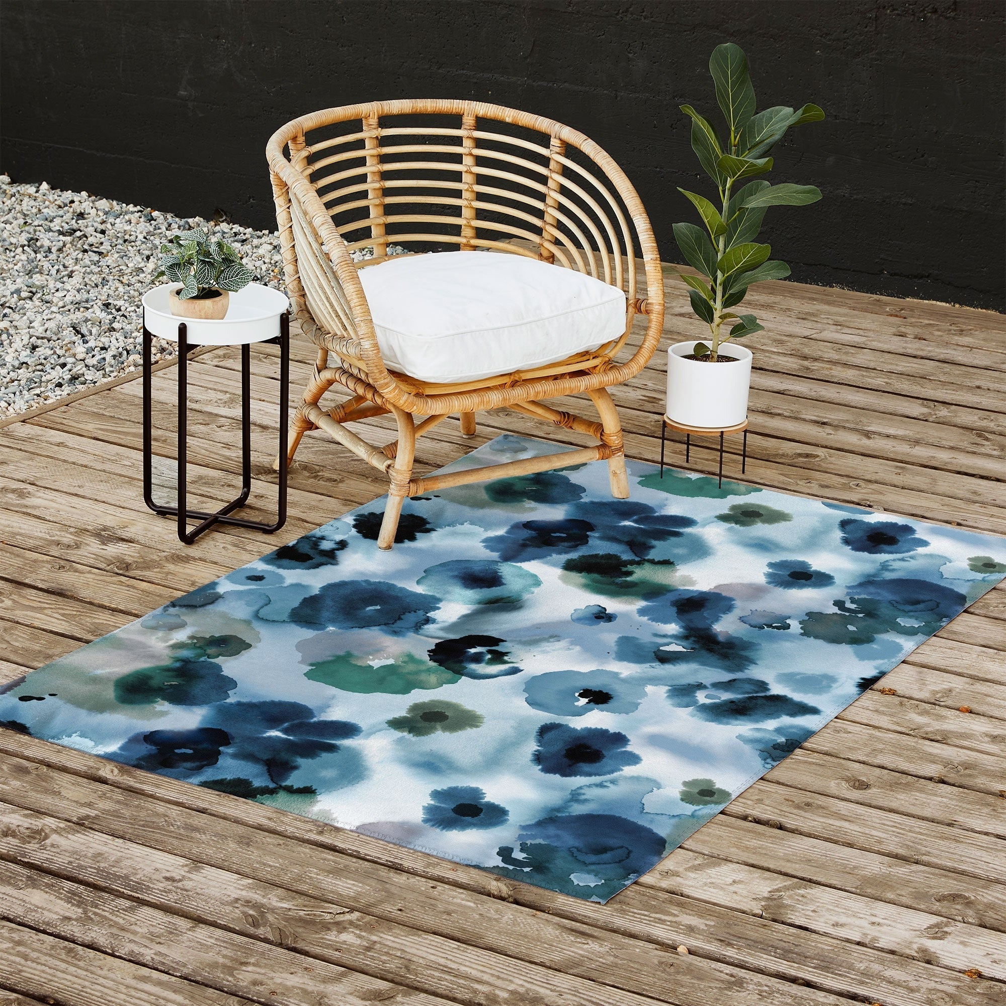 Ninola Design Botanic Retreat Ombre Abstract Watercolor Flowers Blue Navy Outdoor Rug