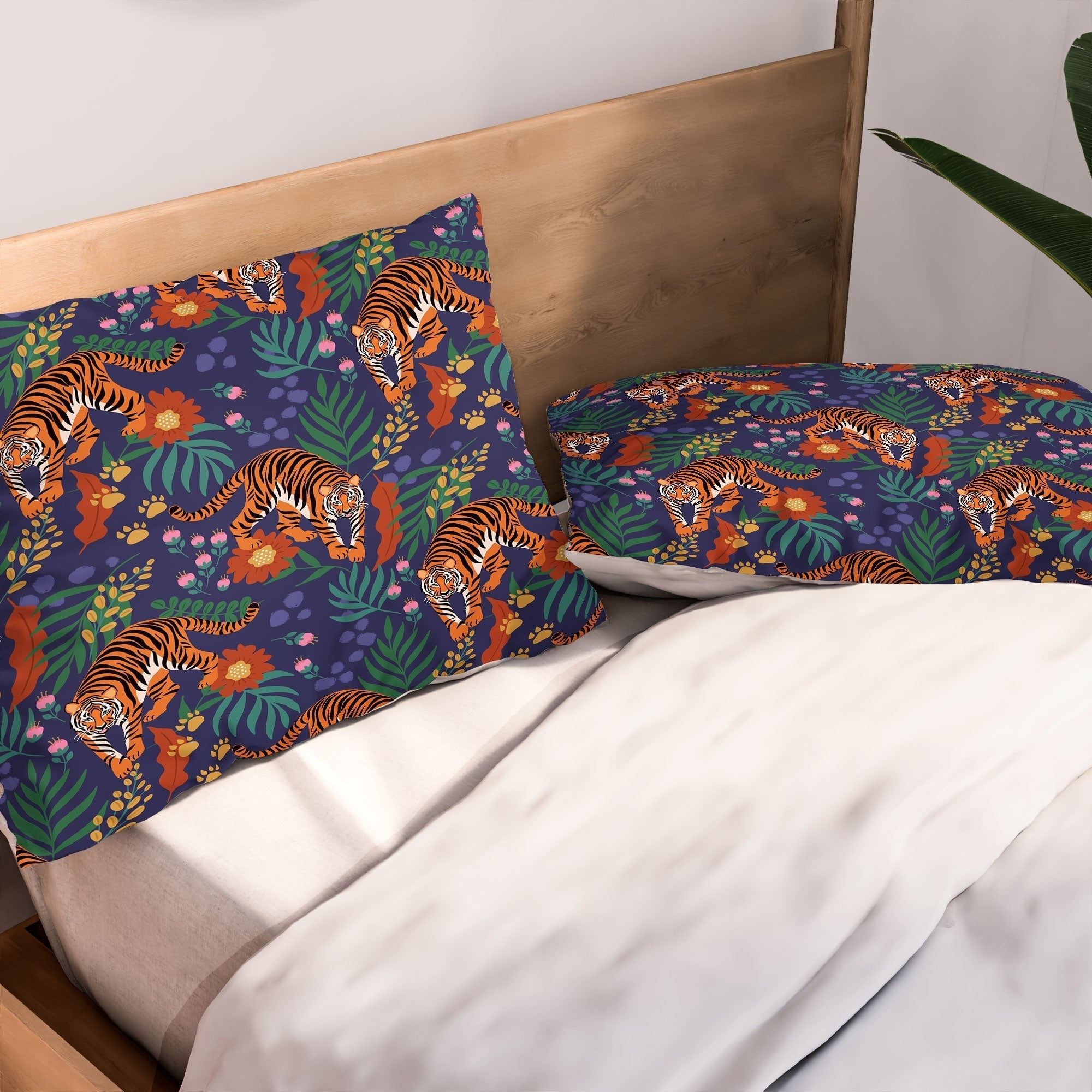 Design by Spark Tiger of the Glorious Jungle Pillow Shams