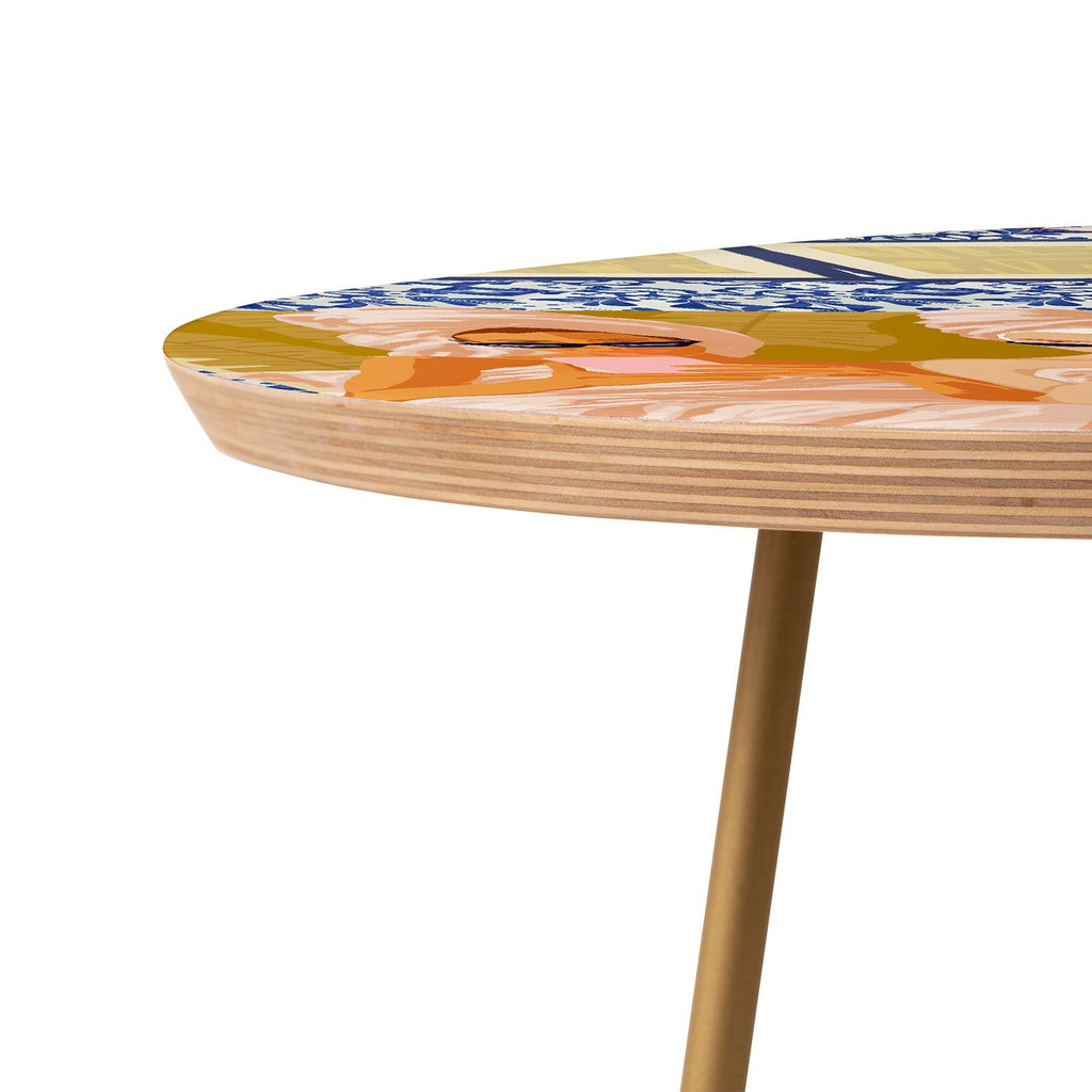 83 Oranges Ladies Only Club Round Side Table