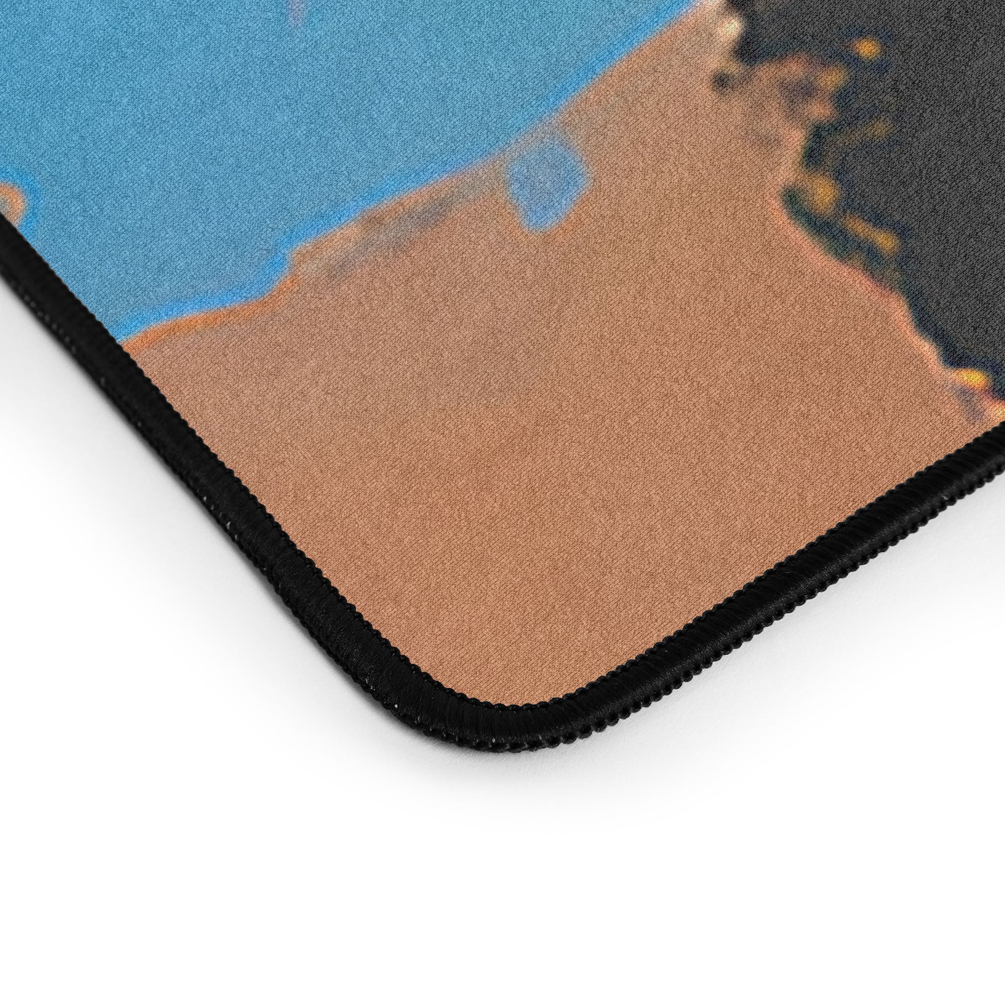 83 Oranges Scandinavian Earth Desk Mat