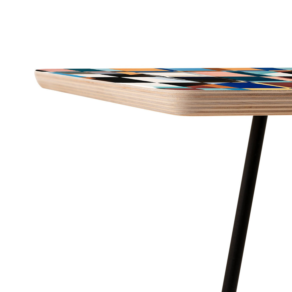 83 Oranges Scandinavian Earth Side Table