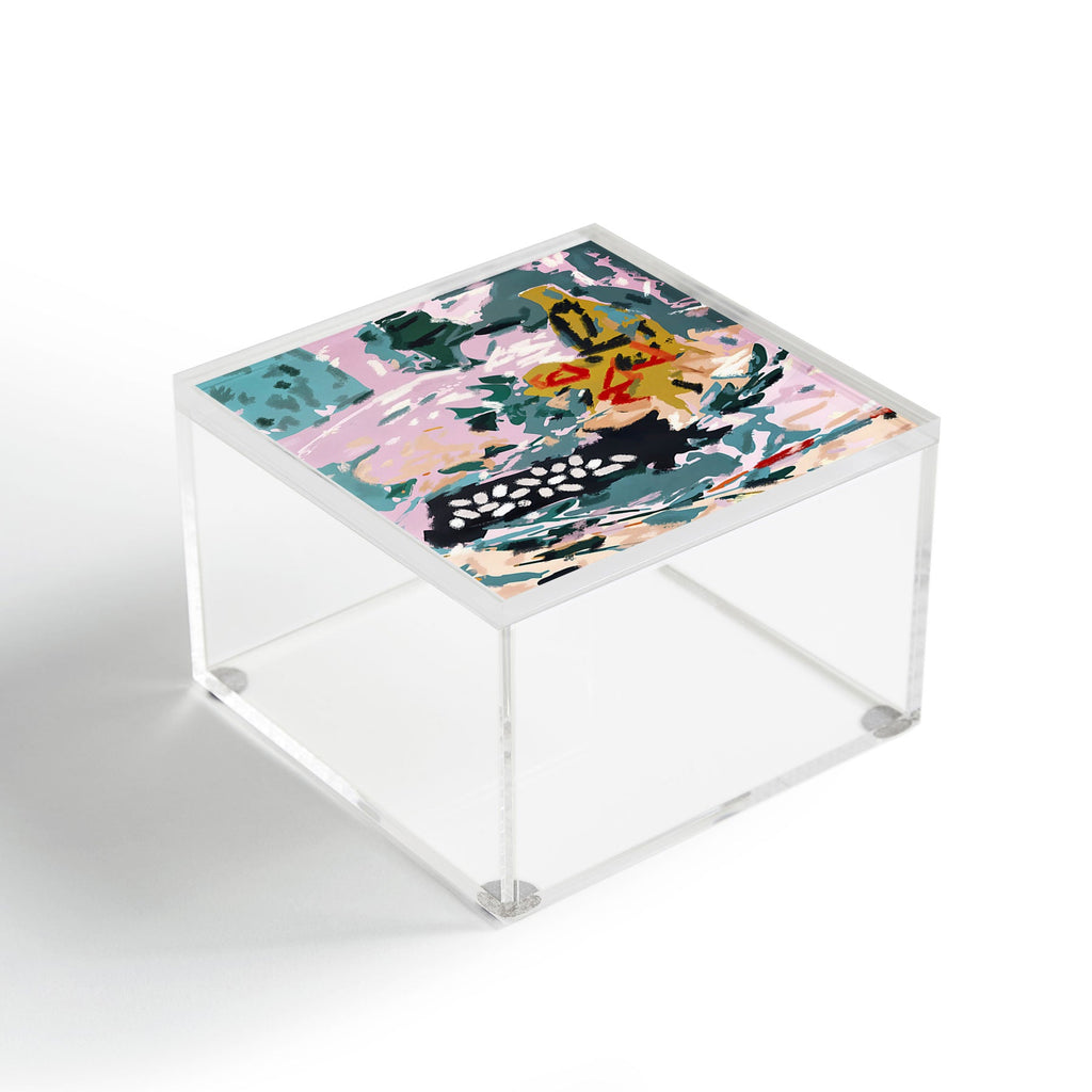 83 Oranges The Olive Watcher Acrylic Box