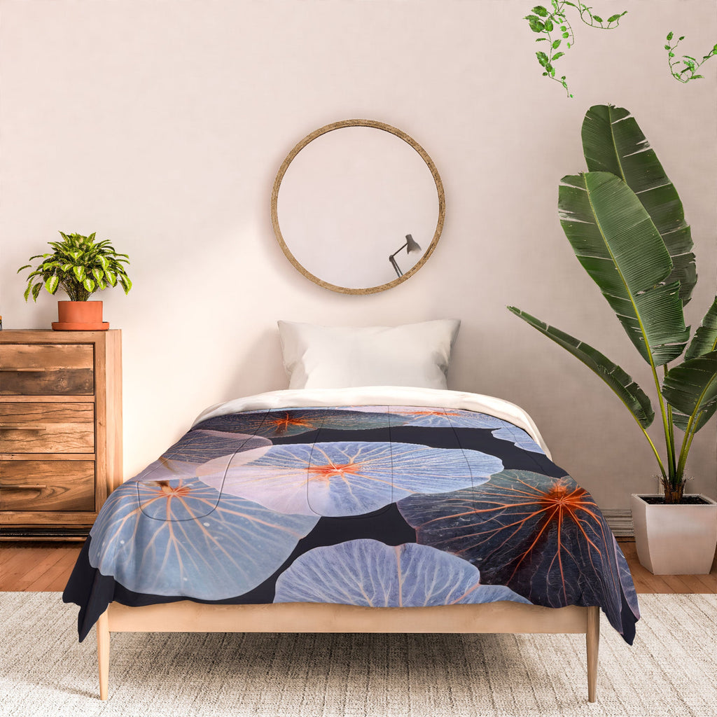 83 Oranges Translucence Comforter