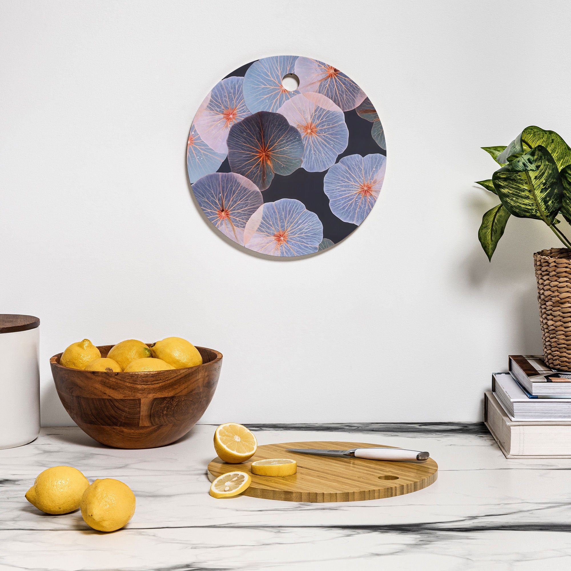 83 Oranges Translucence Cutting Board Round