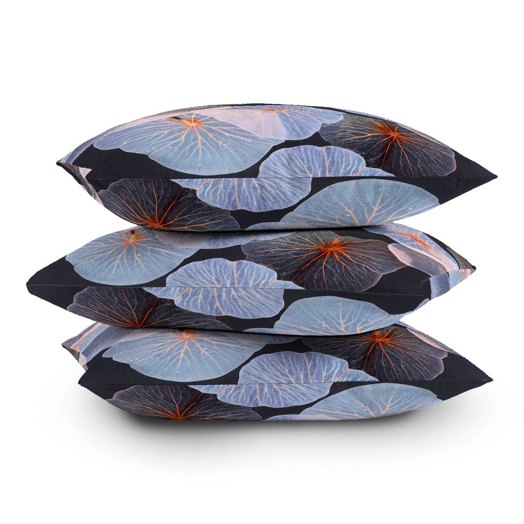 83 Oranges Translucence Outdoor Throw Pillow