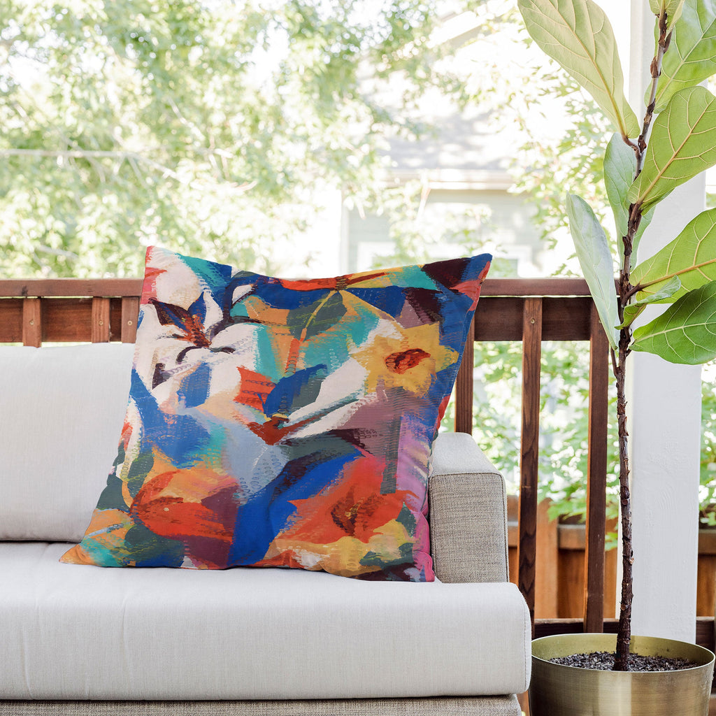 83 Oranges Wild Petals Rhapsody Outdoor Throw Pillow