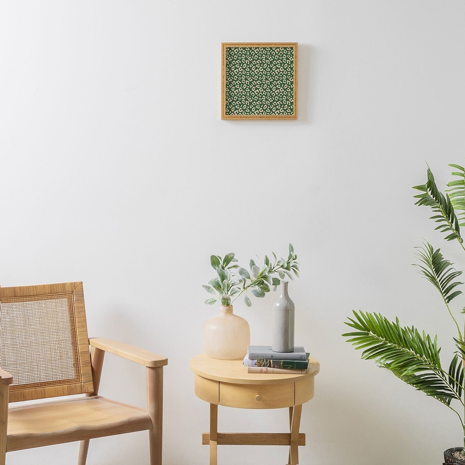 Avenie BR Cheetah Print In Green Framed Wall Art