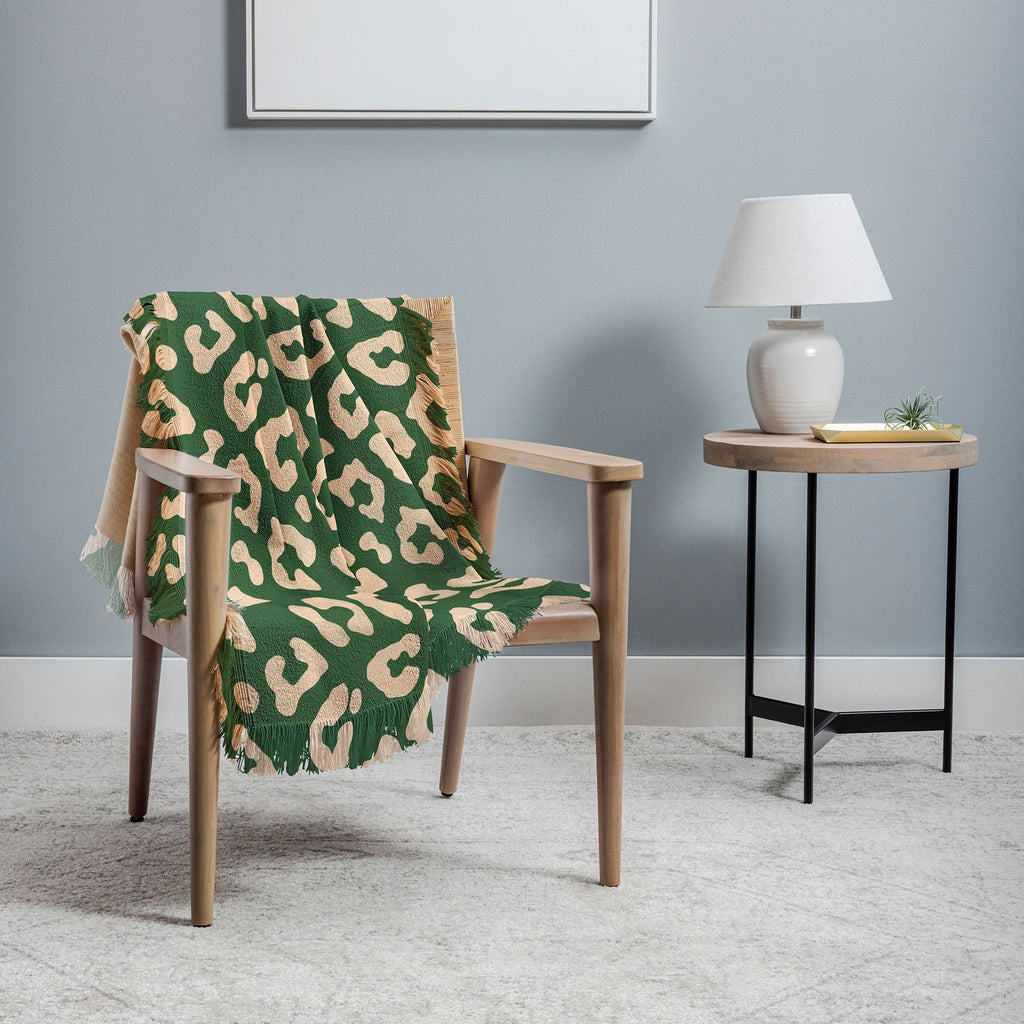 Avenie BR Cheetah Print In Green Throw Blanket