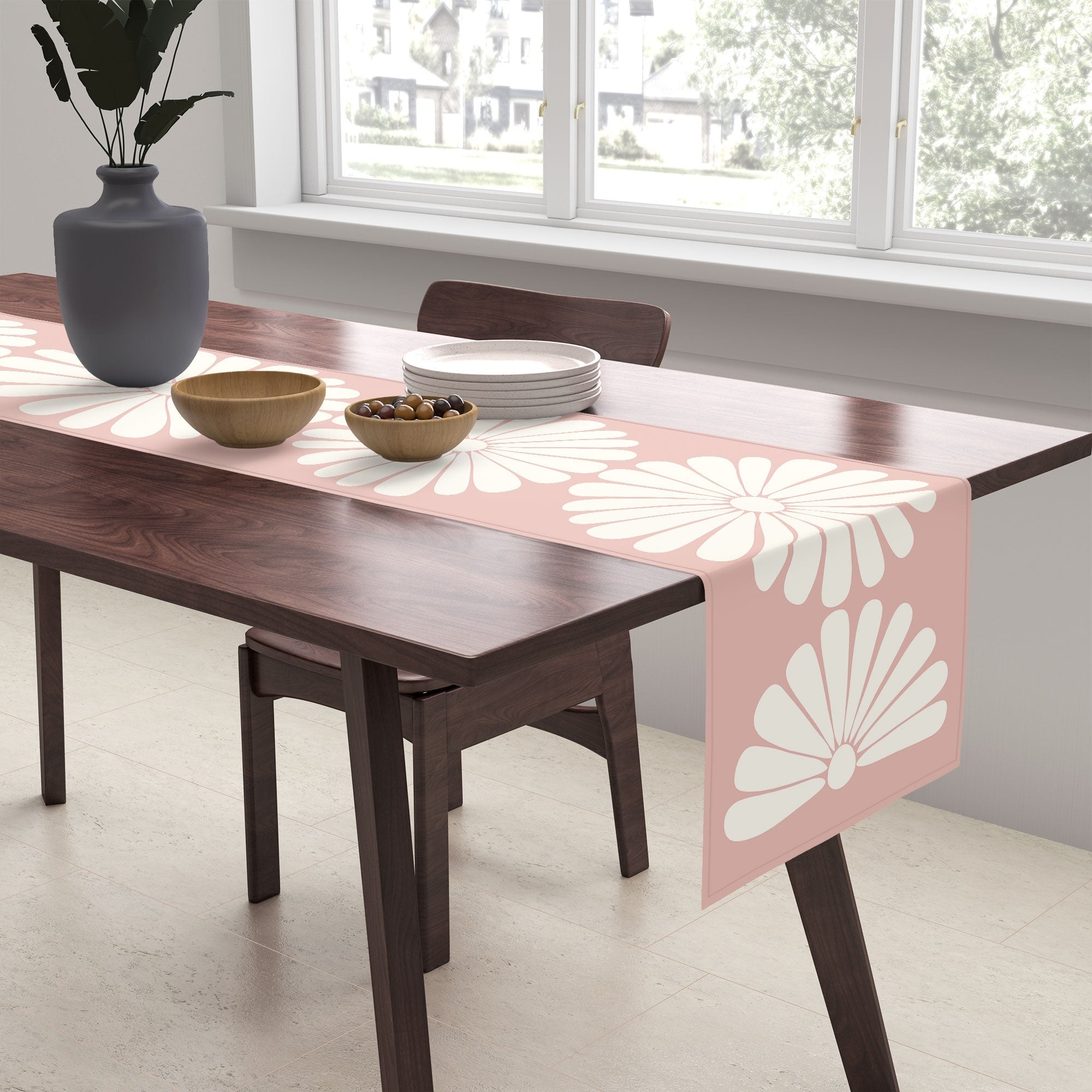 Colour Poems Retro Daisy XXVI Table Runner