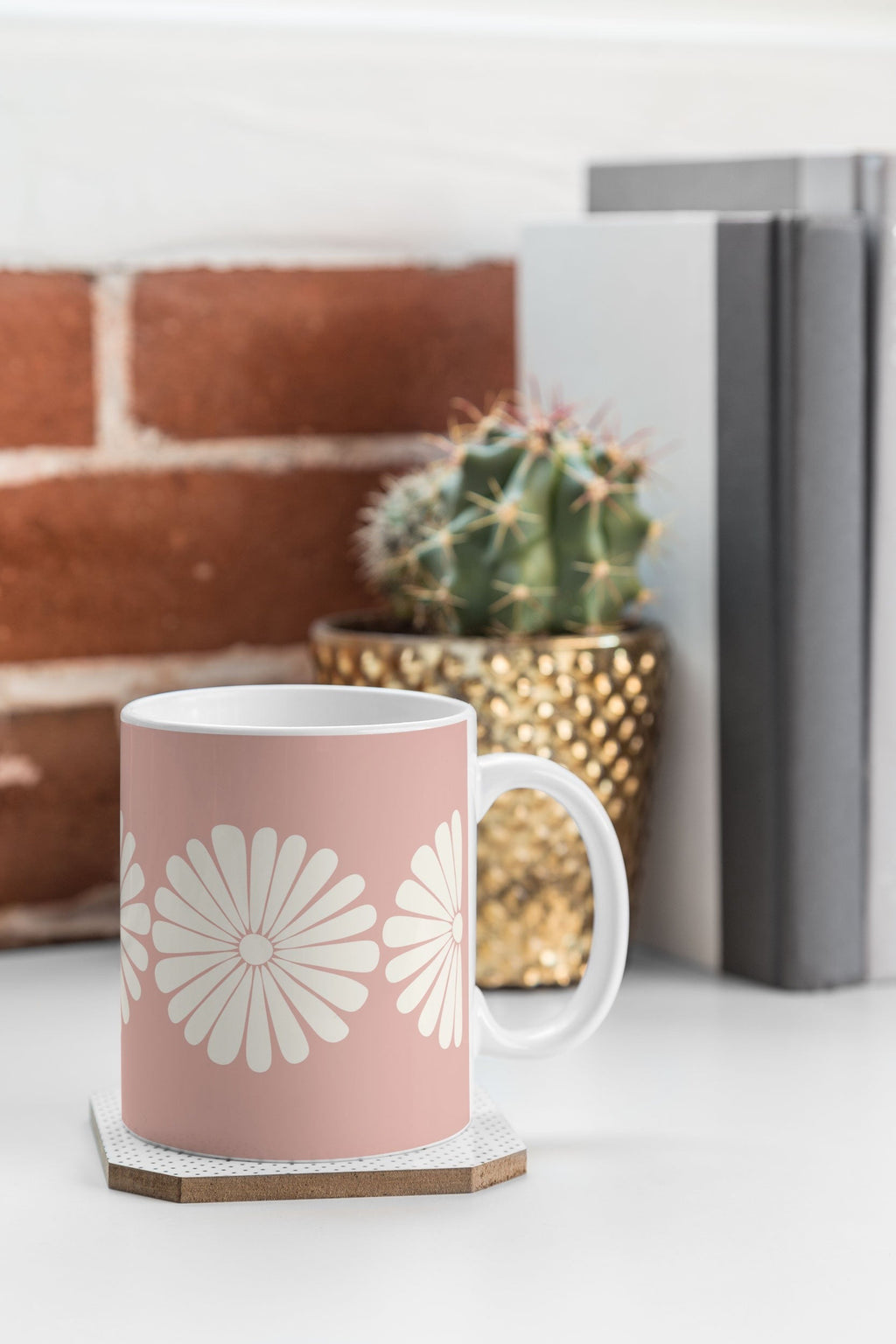 Colour Poems Retro Daisy XXVI Coffee Mug