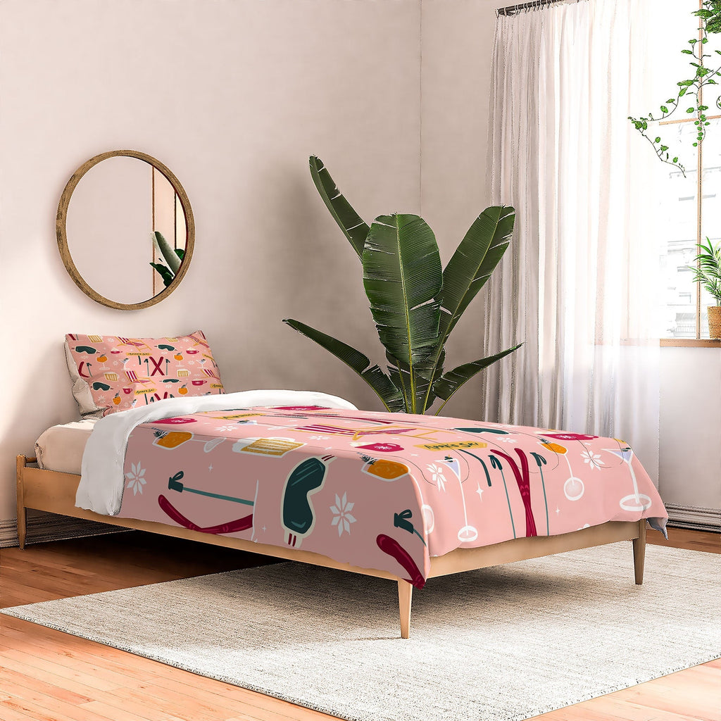 Design by Spark Apres Ski Holiday Comforter