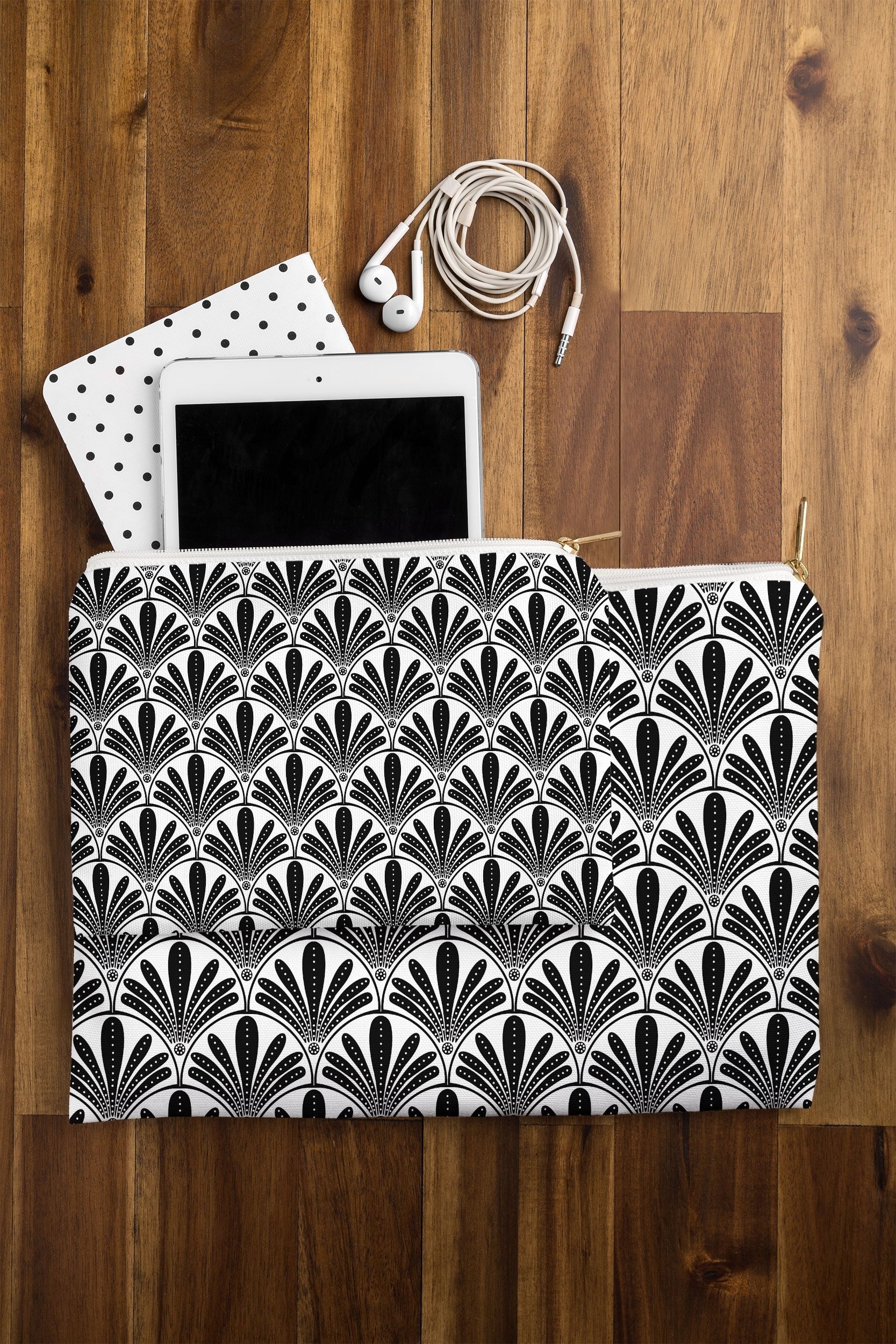 Jennifer Labre Hollywood Glam Pouch