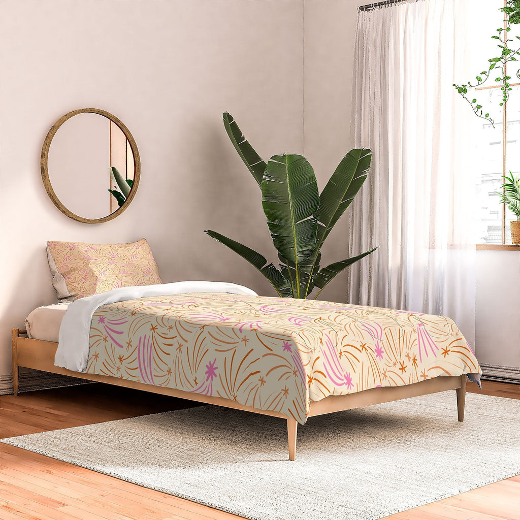 Little Om Pattern Shooting Stars cream Comforter