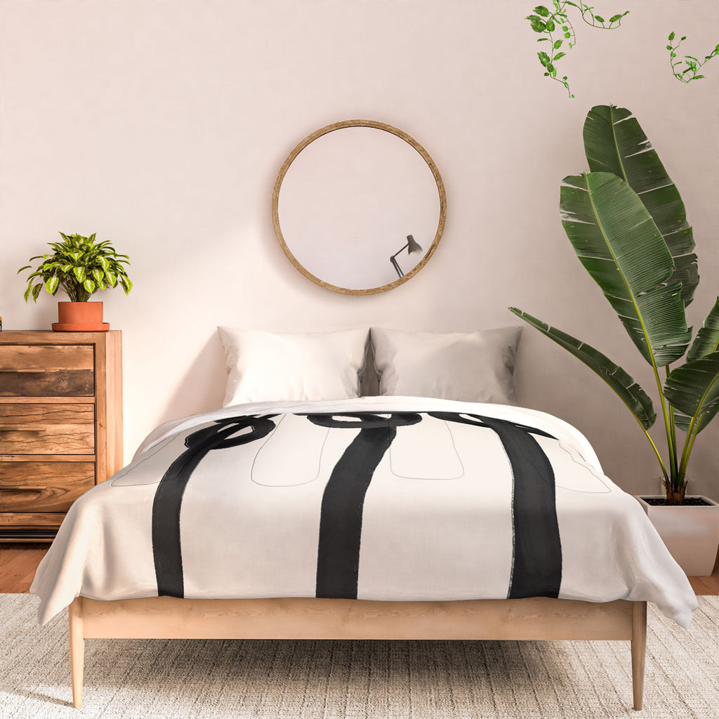 Agnes 91 Minimalist Black Knot Abstract Comforter