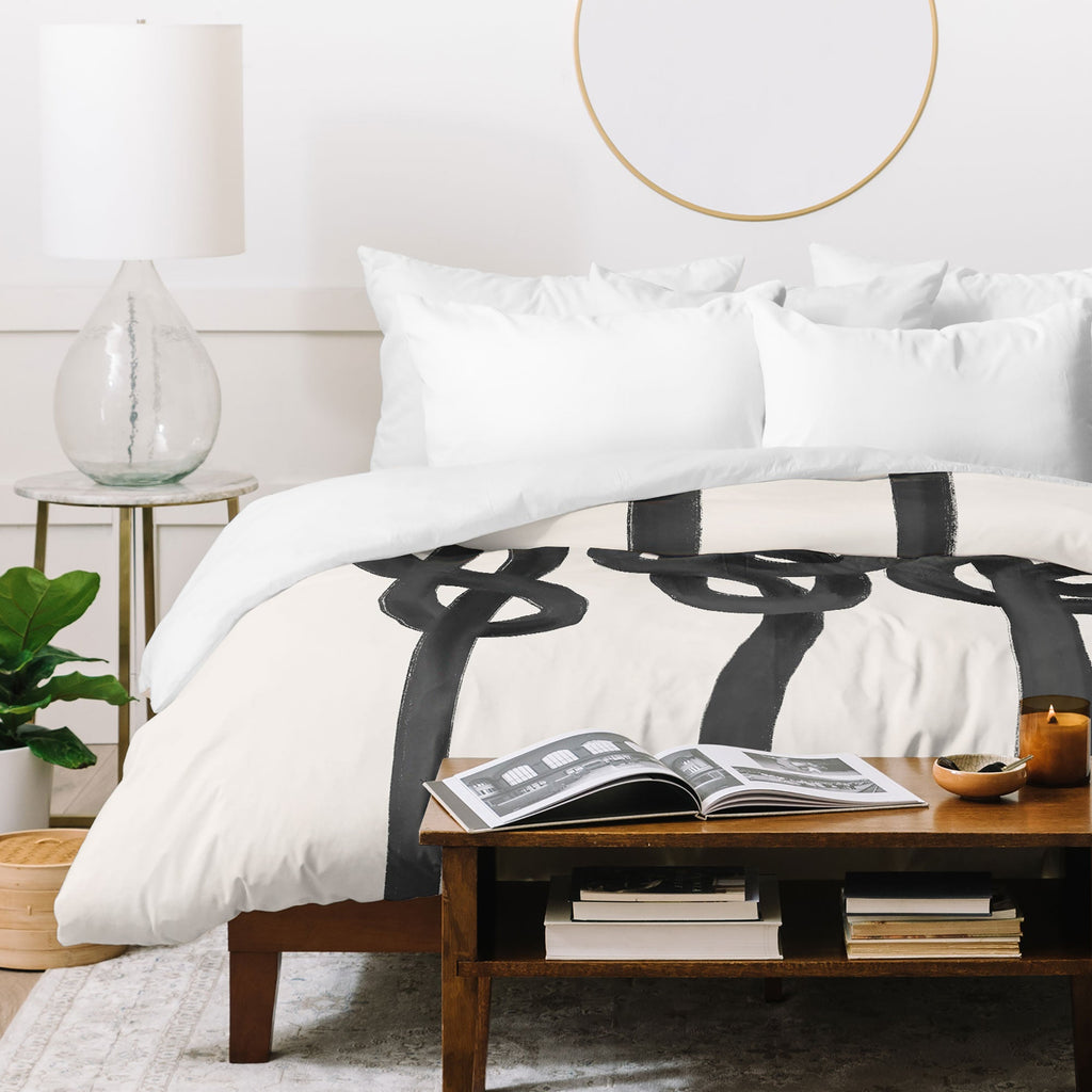 Agnes 91 Minimalist Black Knot Abstract Duvet Cover