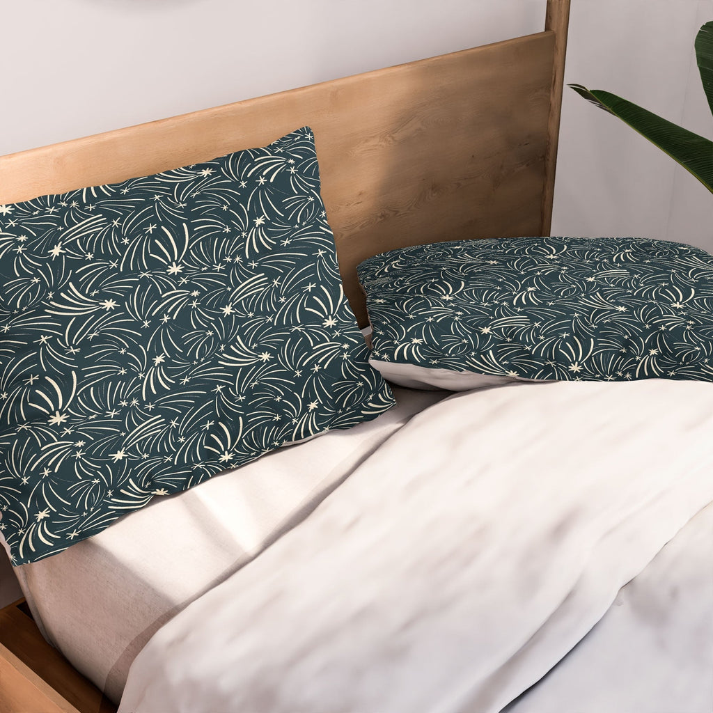 Little Om Pattern Shooting Stars blue Pillow Shams