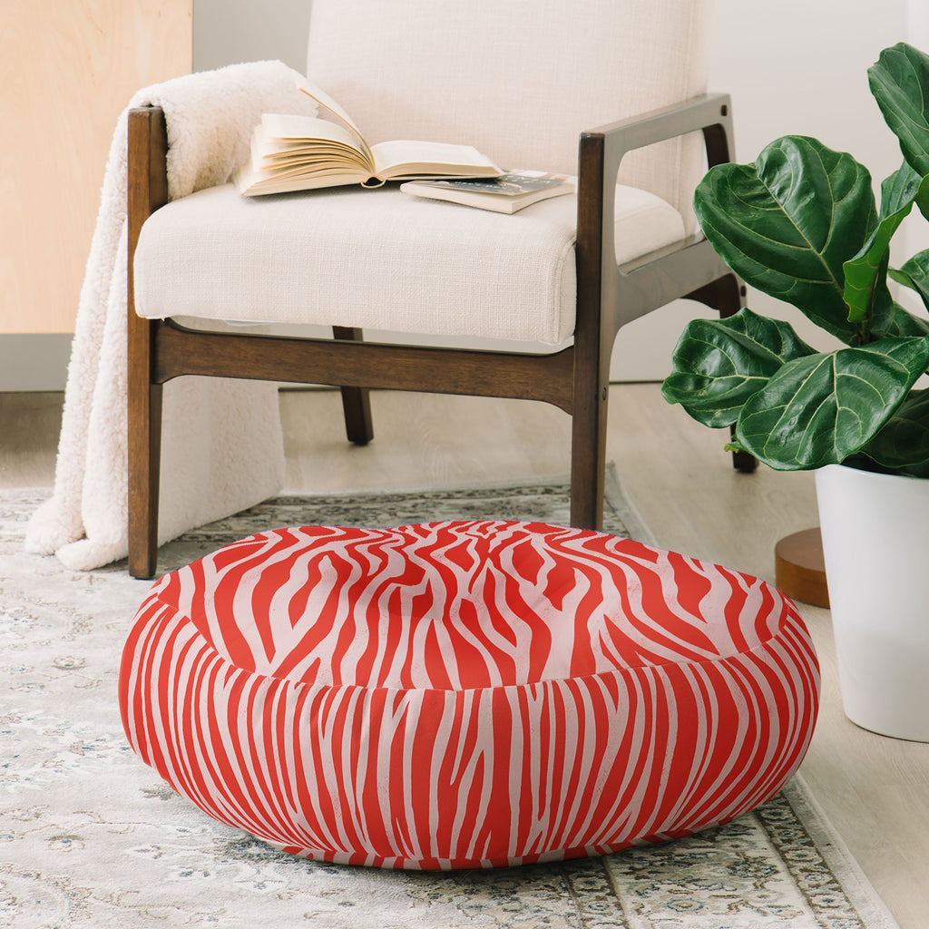 Avenie BR Red Zebra Stripe Floor Pillow Round