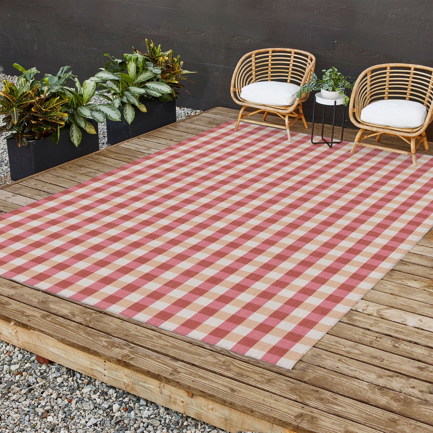 Avenie Cozy Gingham Outdoor Rug